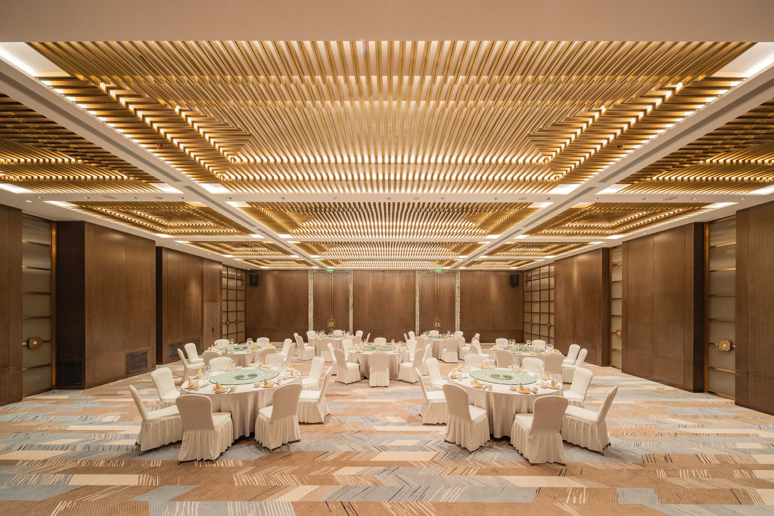 Gift card for Holiday Inn Zhengzhou by Ihg Gift card for Holiday Inn Zhengzhou by Ihg