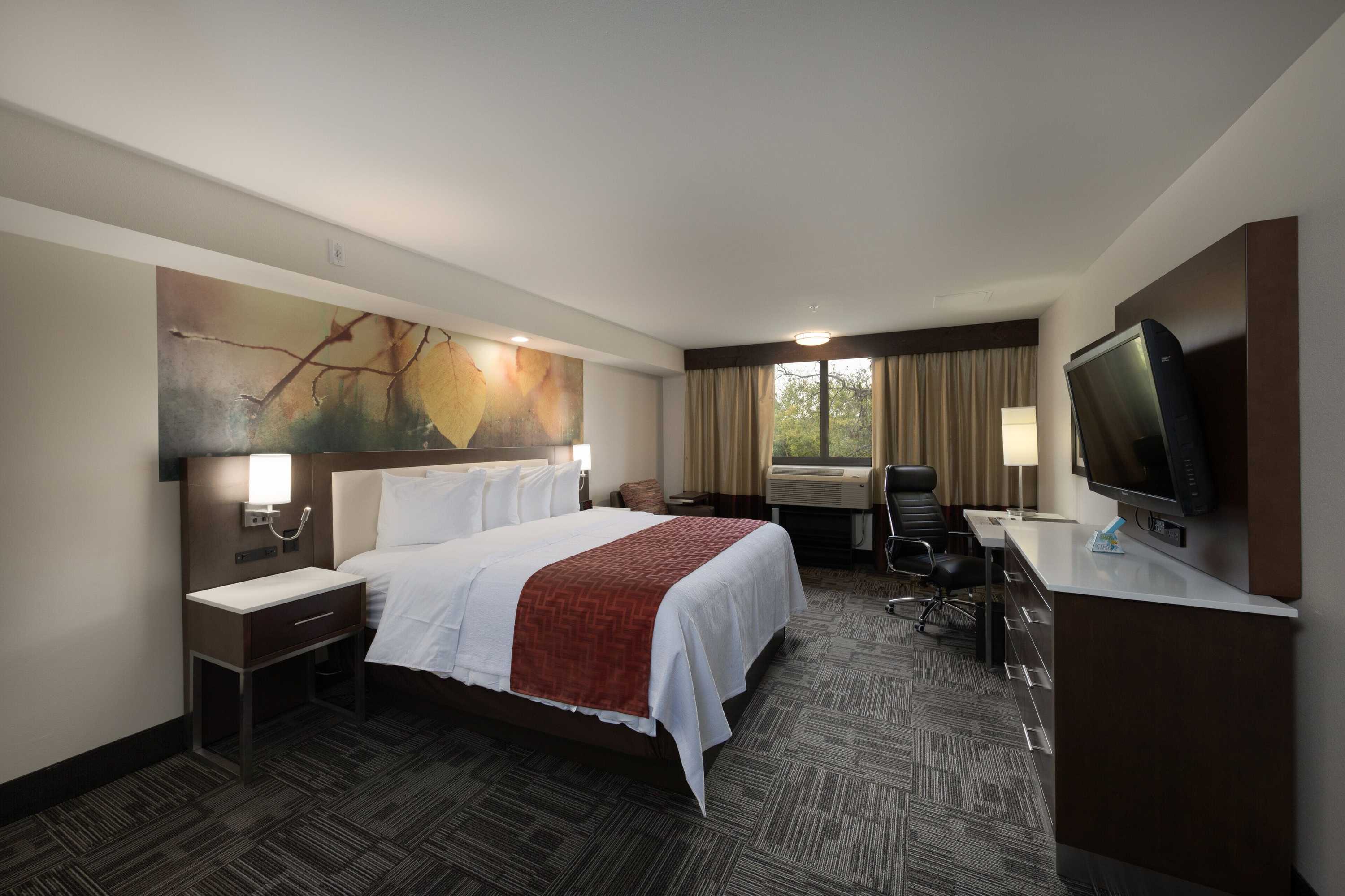 Gift card for Holiday Inn Brookfield Milwaukee Gift card for Holiday Inn Brookfield Milwaukee