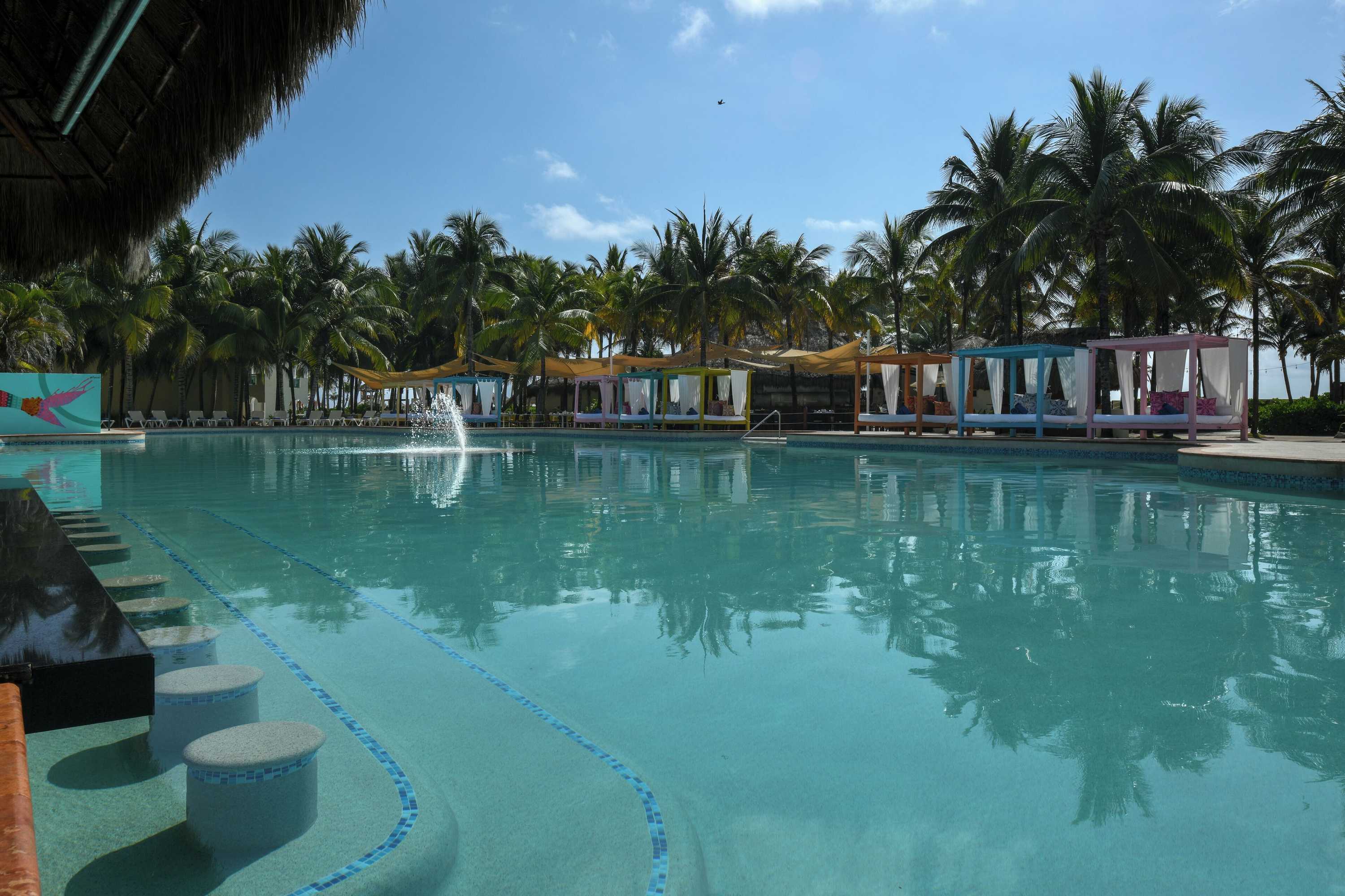 Gift card for El Dorado Royale, Catamarán, Cenote & More Inclusive Gift card for El Dorado Royale, Catamarán, Cenote & More Inclusive