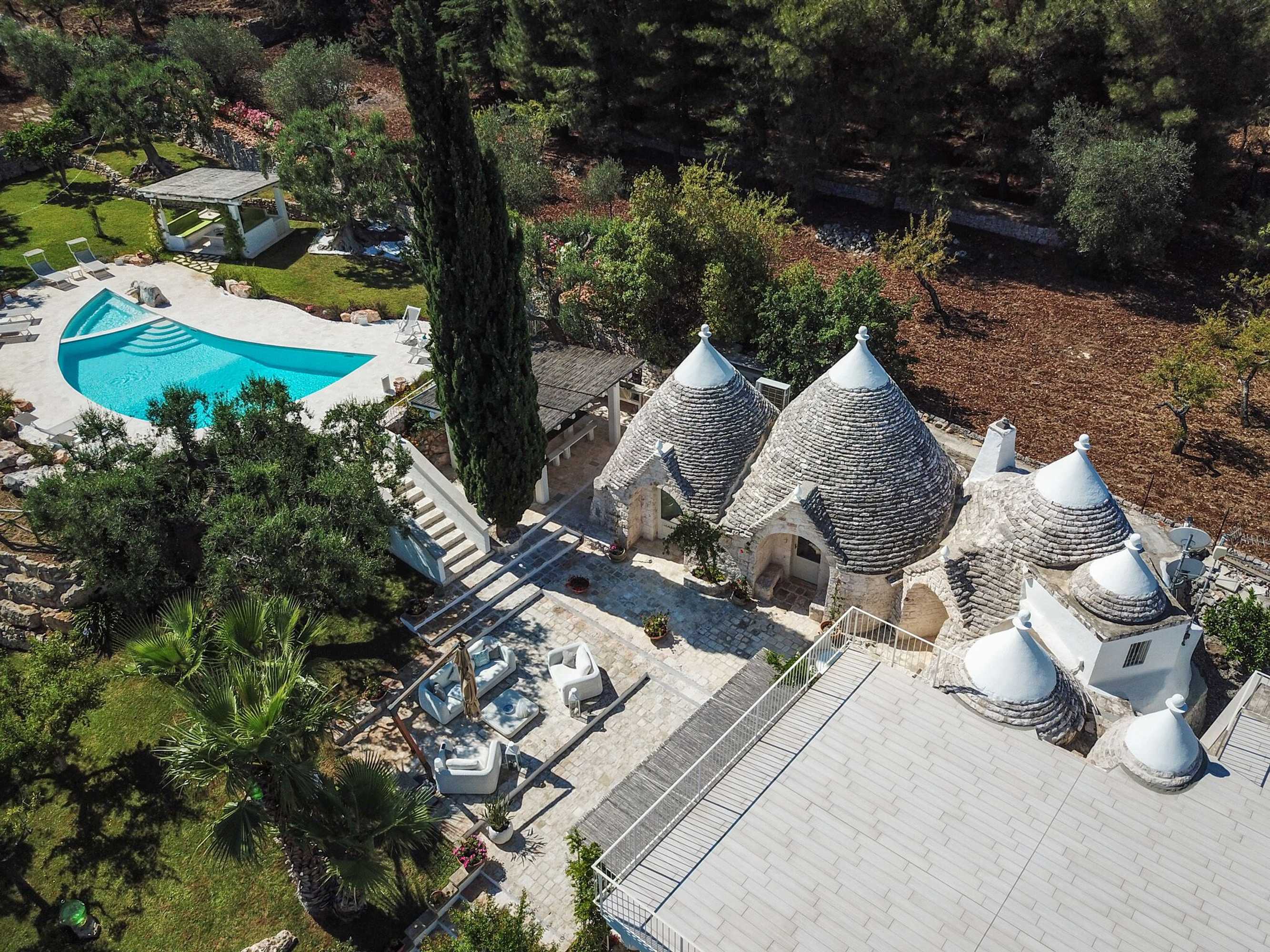Gift card for TD Trulli di Bouganville w/ Large Amazing Pool Gift card for TD Trulli di Bouganville w/ Large Amazing Pool