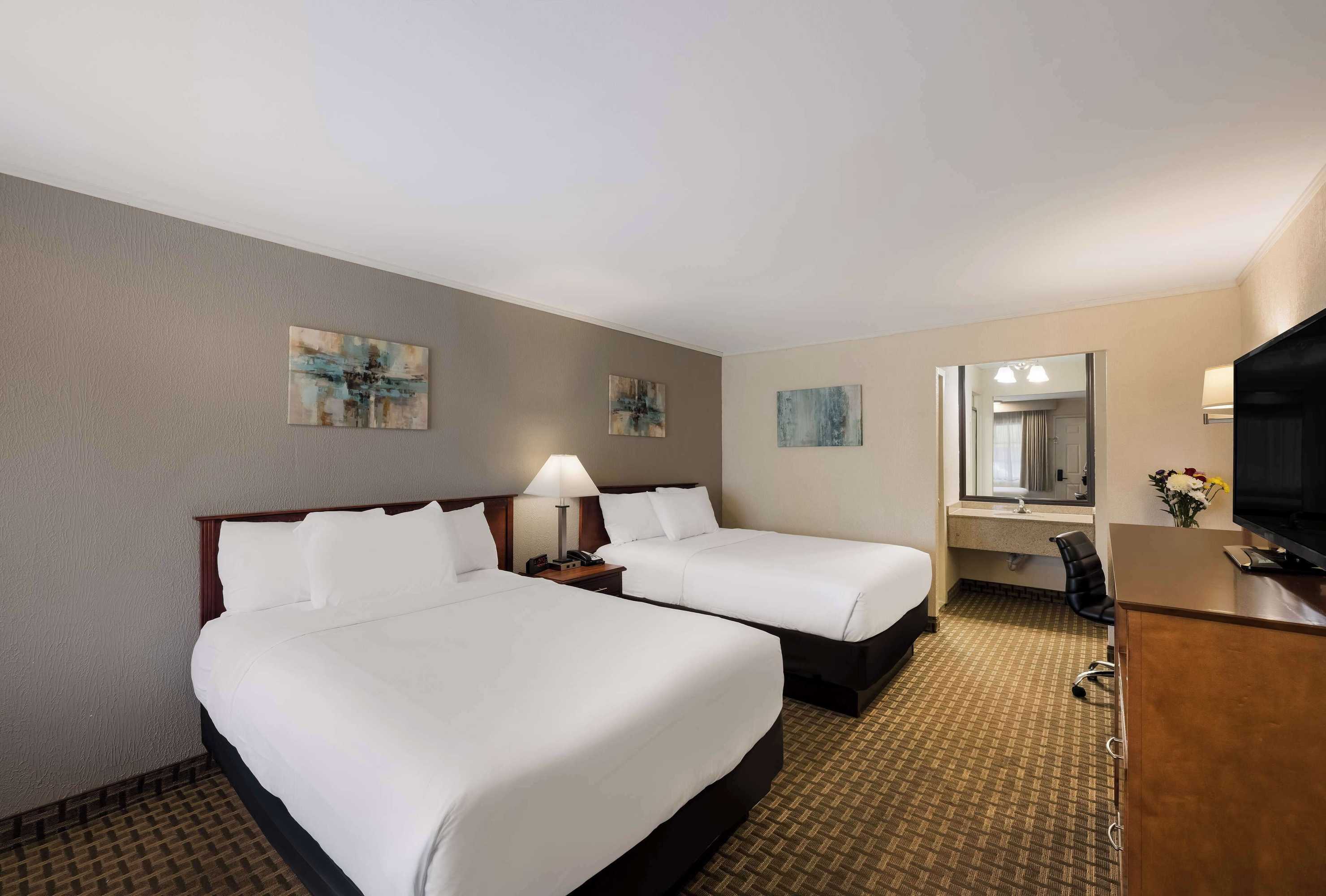 Gift card for Surestay Plus by Best Western Woodbury Inn Gift card for Surestay Plus by Best Western Woodbury Inn