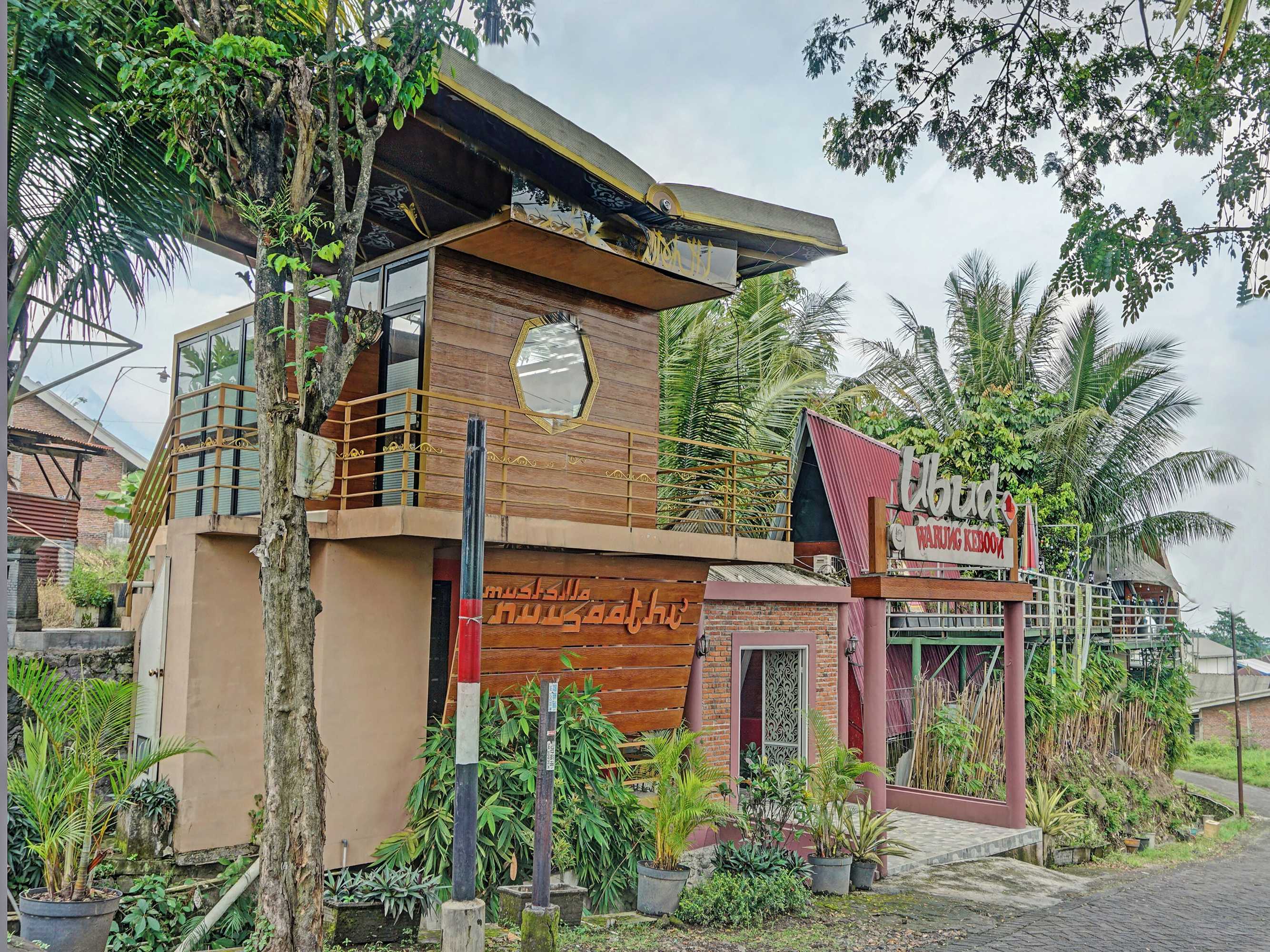 Gift card for Oyo Life 92084 Candi Candi Ubud Syariah Gift card for Oyo Life 92084 Candi Candi Ubud Syariah