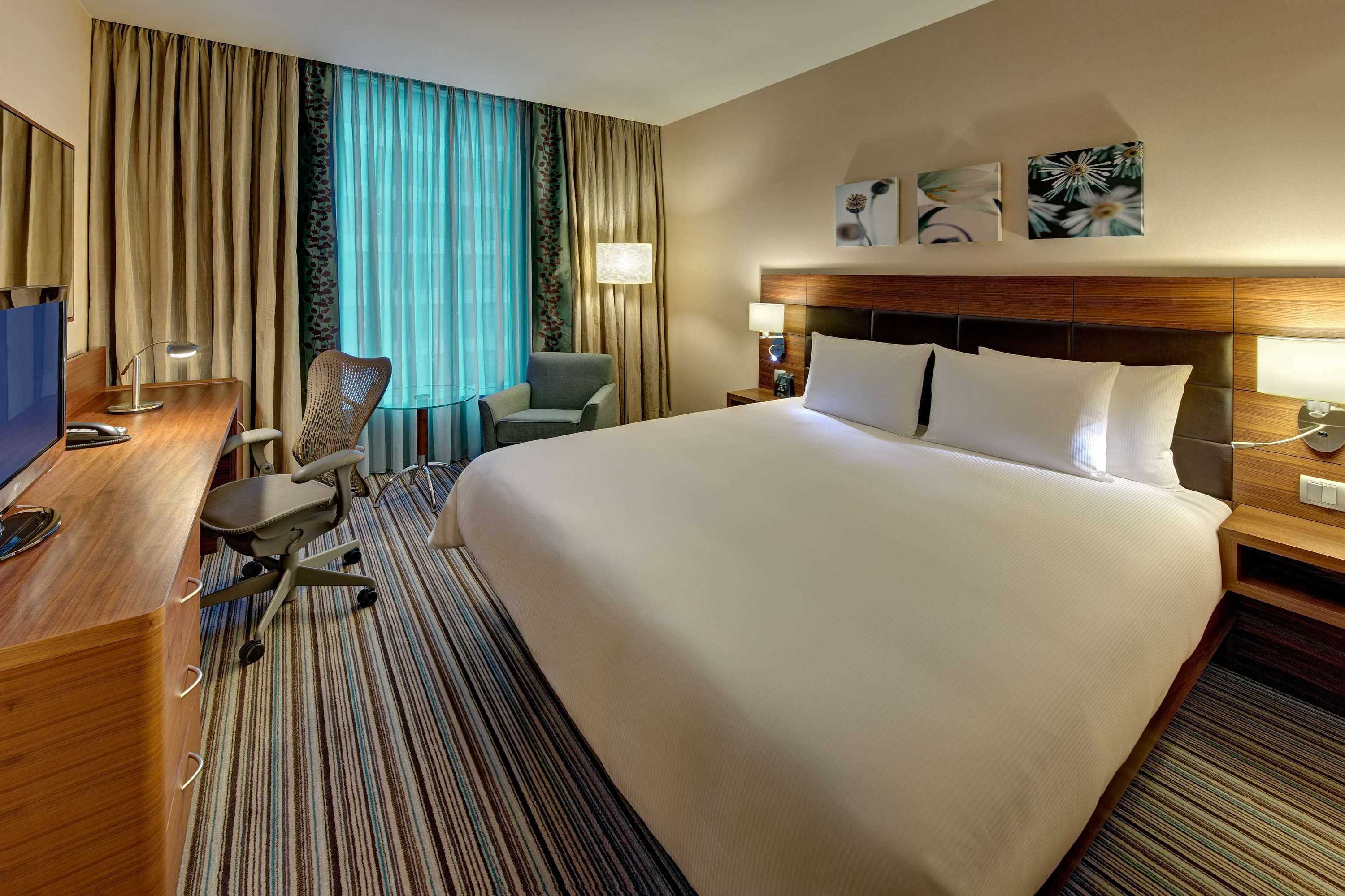 Gift card for Hilton Garden Inn Frankfurt Airport Gift card for Hilton Garden Inn Frankfurt Airport
