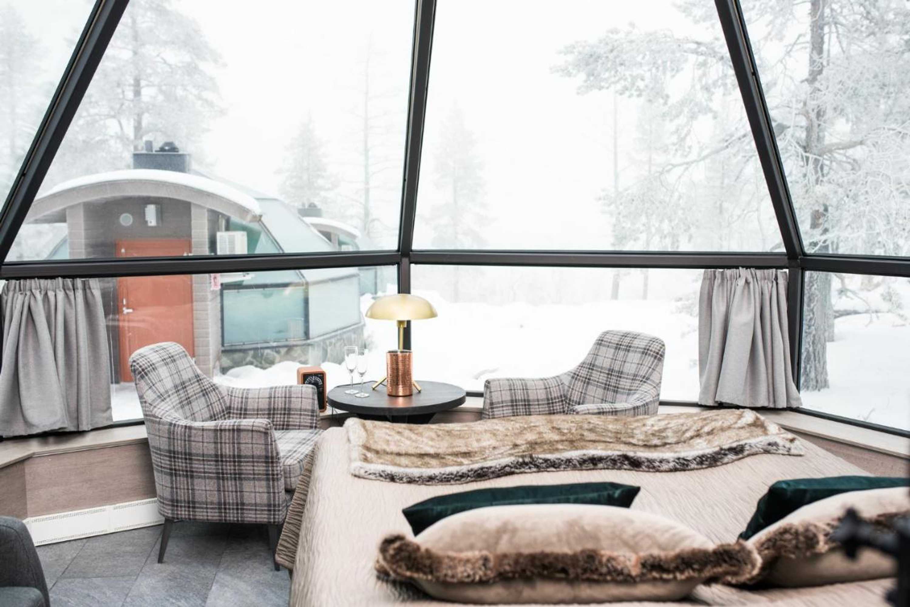 Gift card for Levin Iglut - Golden Crown Gift card for Levin Iglut - Golden Crown