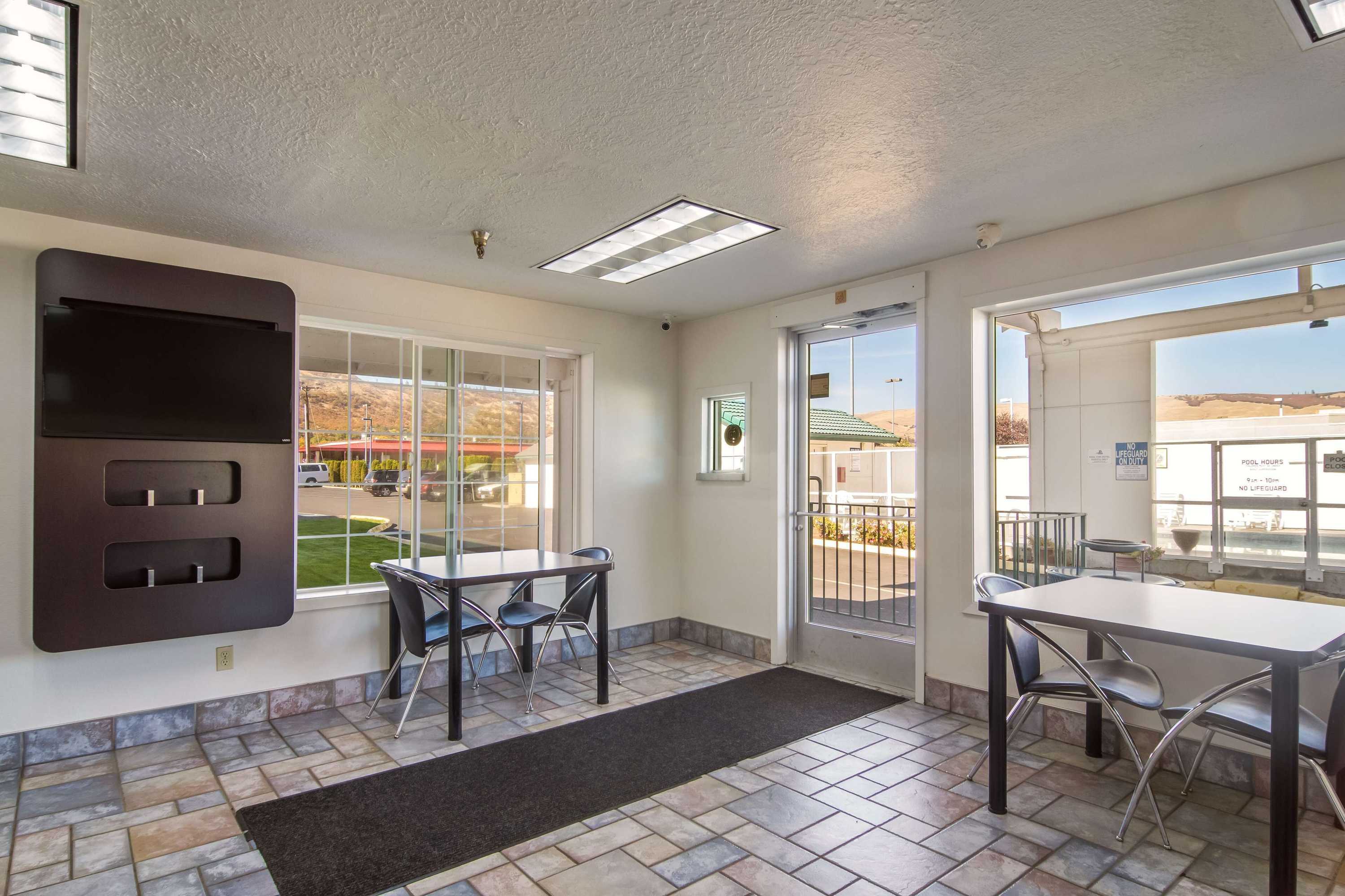 Gift card for Motel 6 The Dalles, OR Gift card for Motel 6 The Dalles, OR