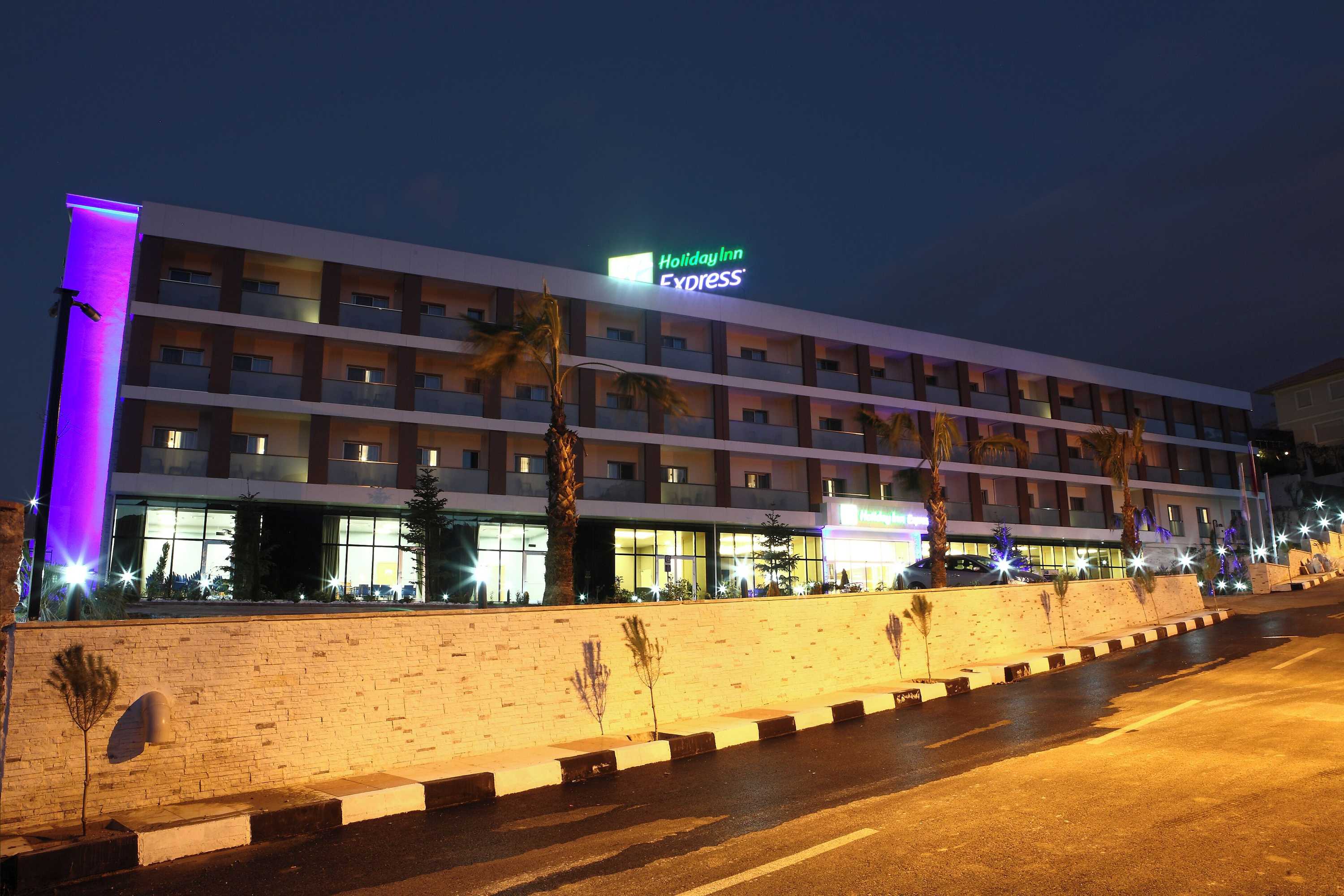 Gift card for Holiday Inn Express Manisa - West by Ihg Gift card for Holiday Inn Express Manisa - West by Ihg