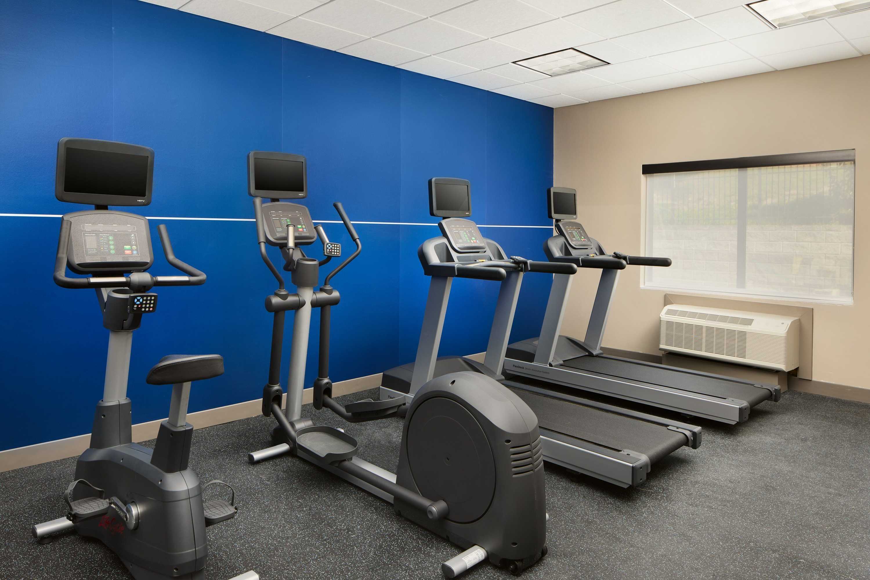 Gift card for Holiday Inn Express & Suites Bridgeport by Ihg