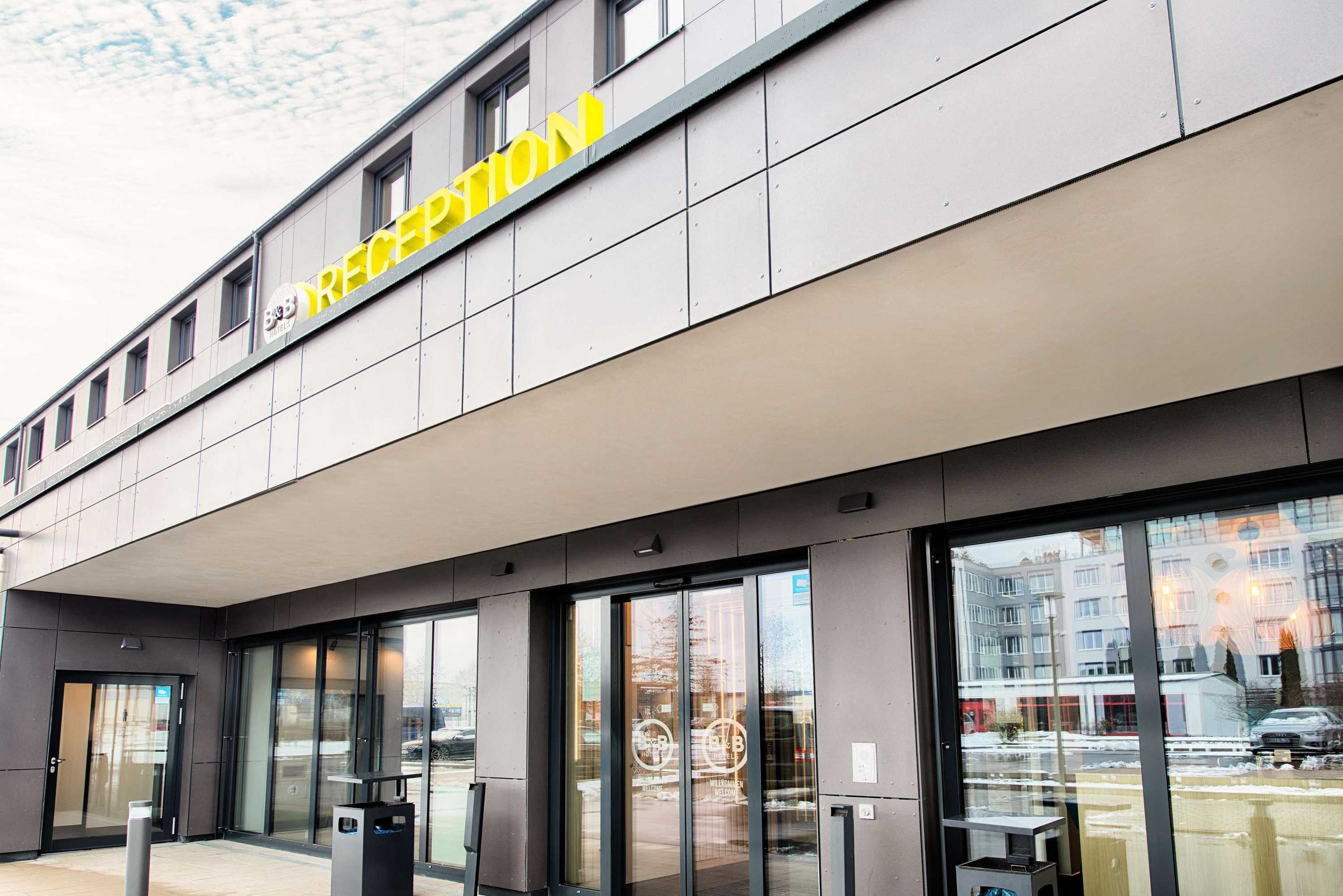 Gift card for B&b Hotel Augsburg-West Gift card for B&b Hotel Augsburg-West