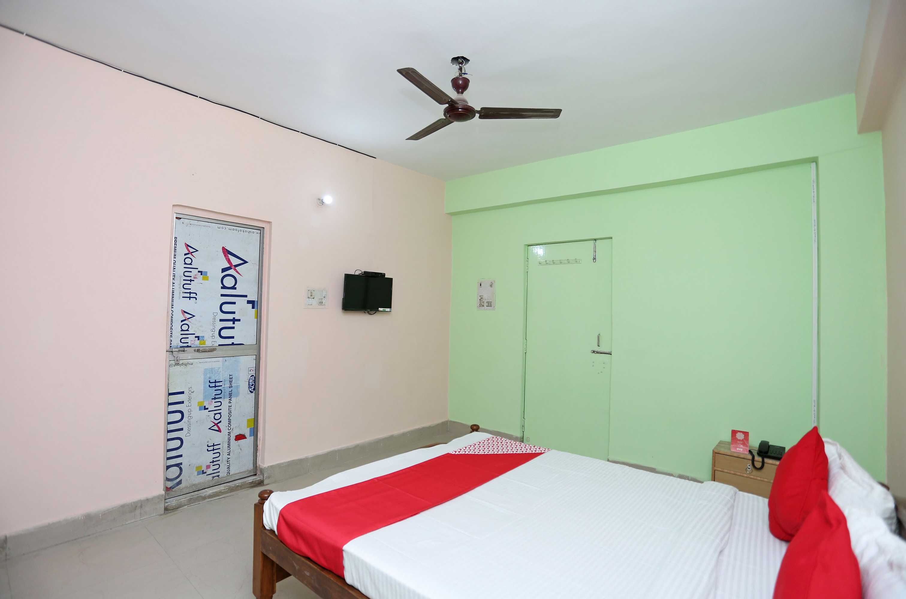 Gift card for Oyo Flagship Hotel New Urvashi Gift card for Oyo Flagship Hotel New Urvashi