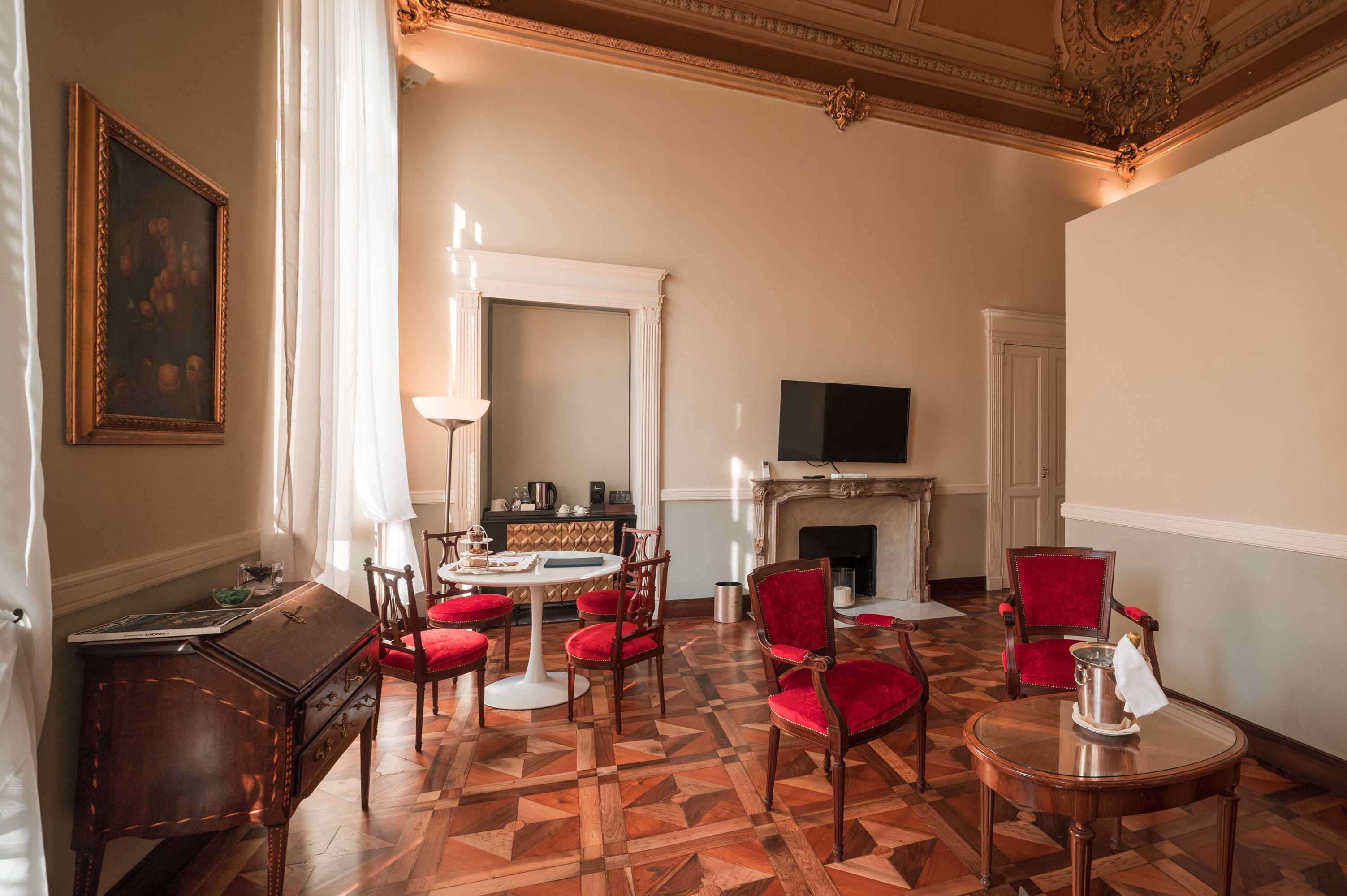 Gift card for Royal Palace Luxury Suites & Hotel Gift card for Royal Palace Luxury Suites & Hotel