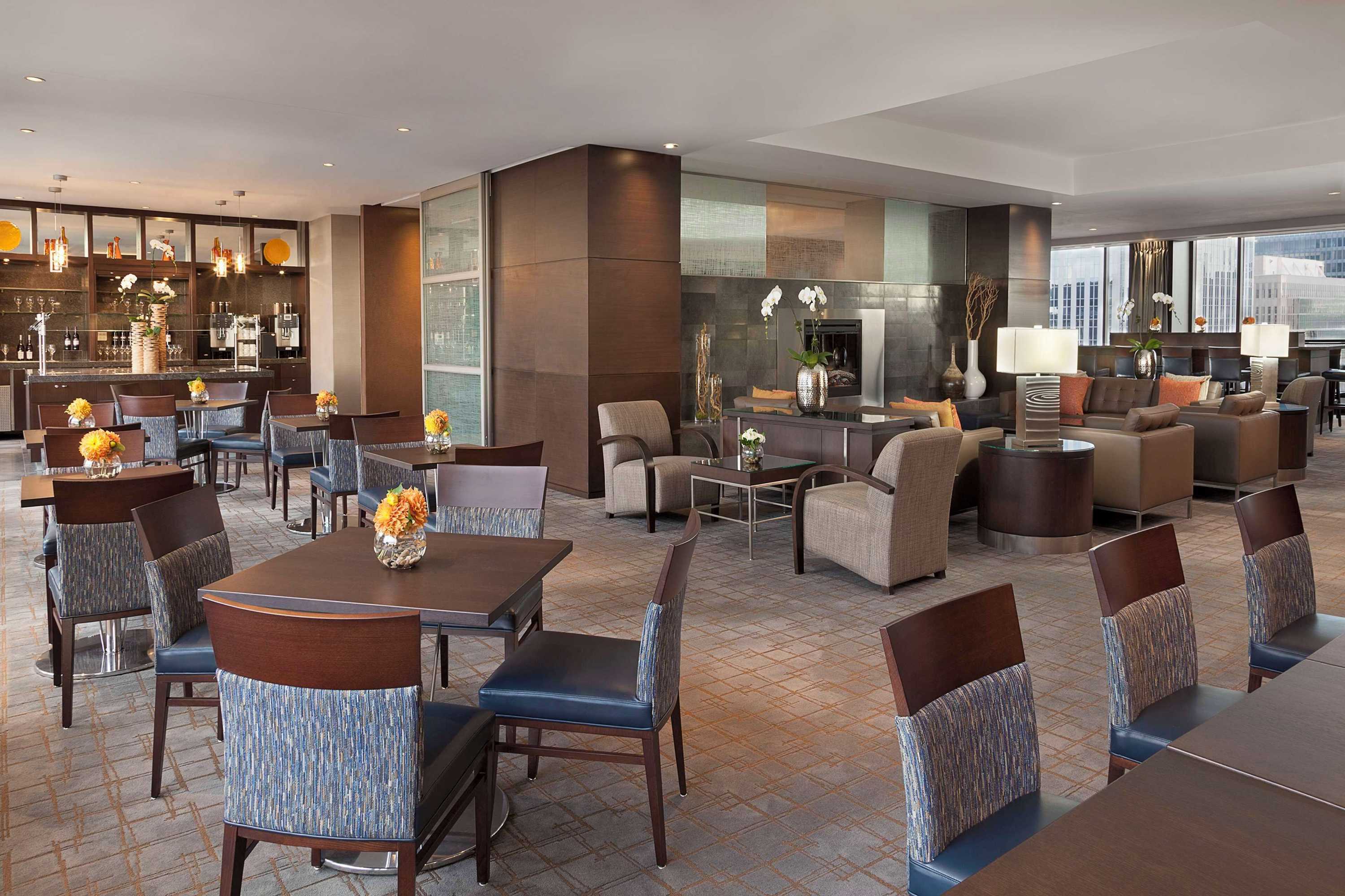Gift card for Hilton Toronto Gift card for Hilton Toronto