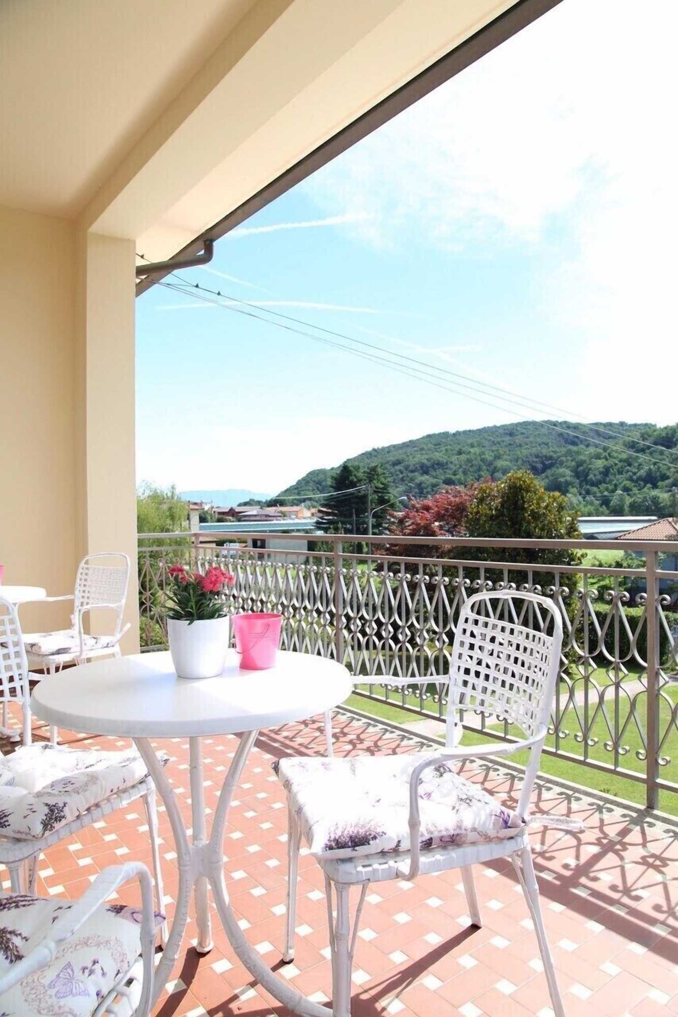 Gift card for La Rosa Tra i Laghi B&b Gift card for La Rosa Tra i Laghi B&b
