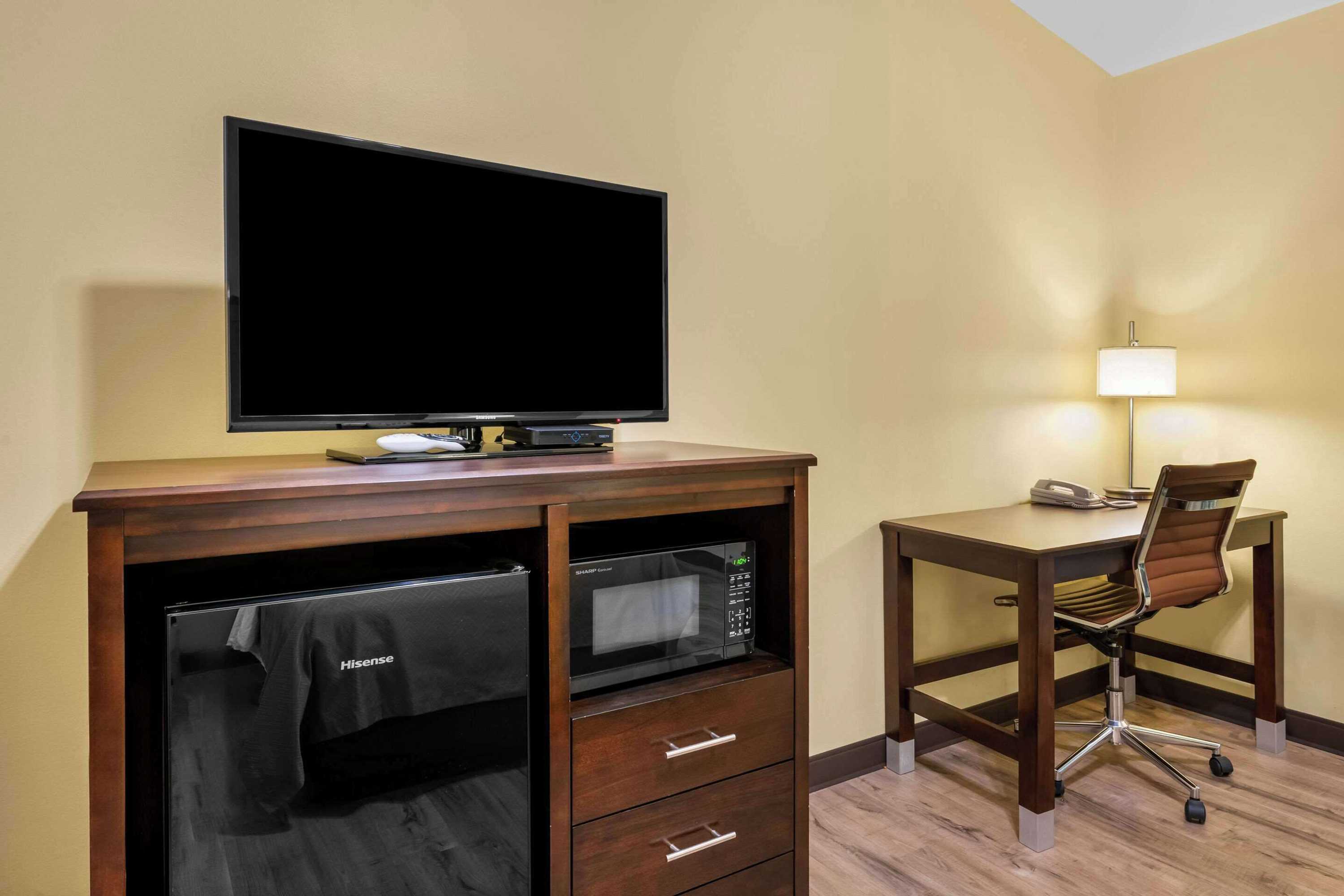 Gift card for Econo Lodge Inn & Suites Gift card for Econo Lodge Inn & Suites