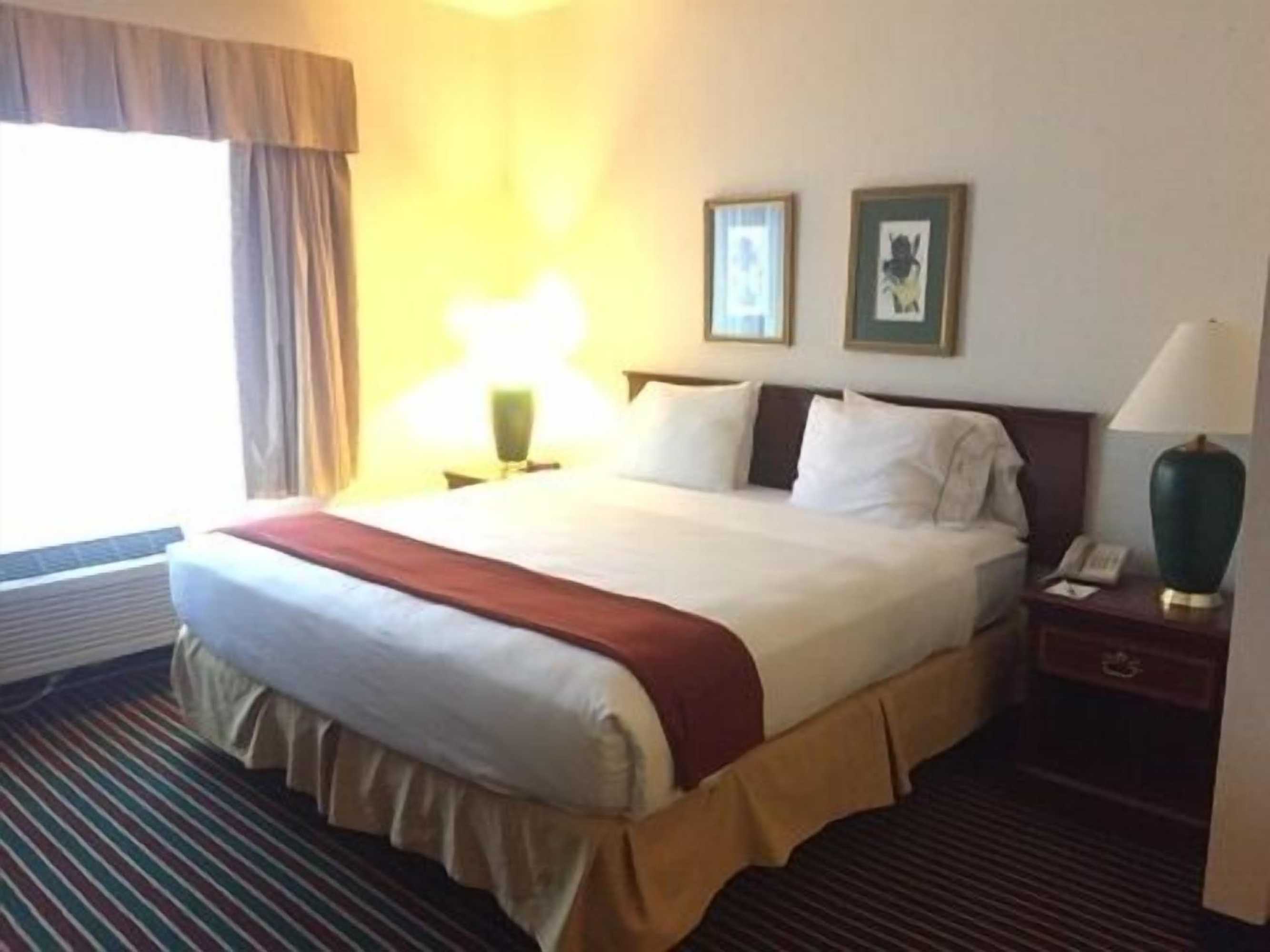 Gift card for Evergreen Inn And Suites Gift card for Evergreen Inn And Suites