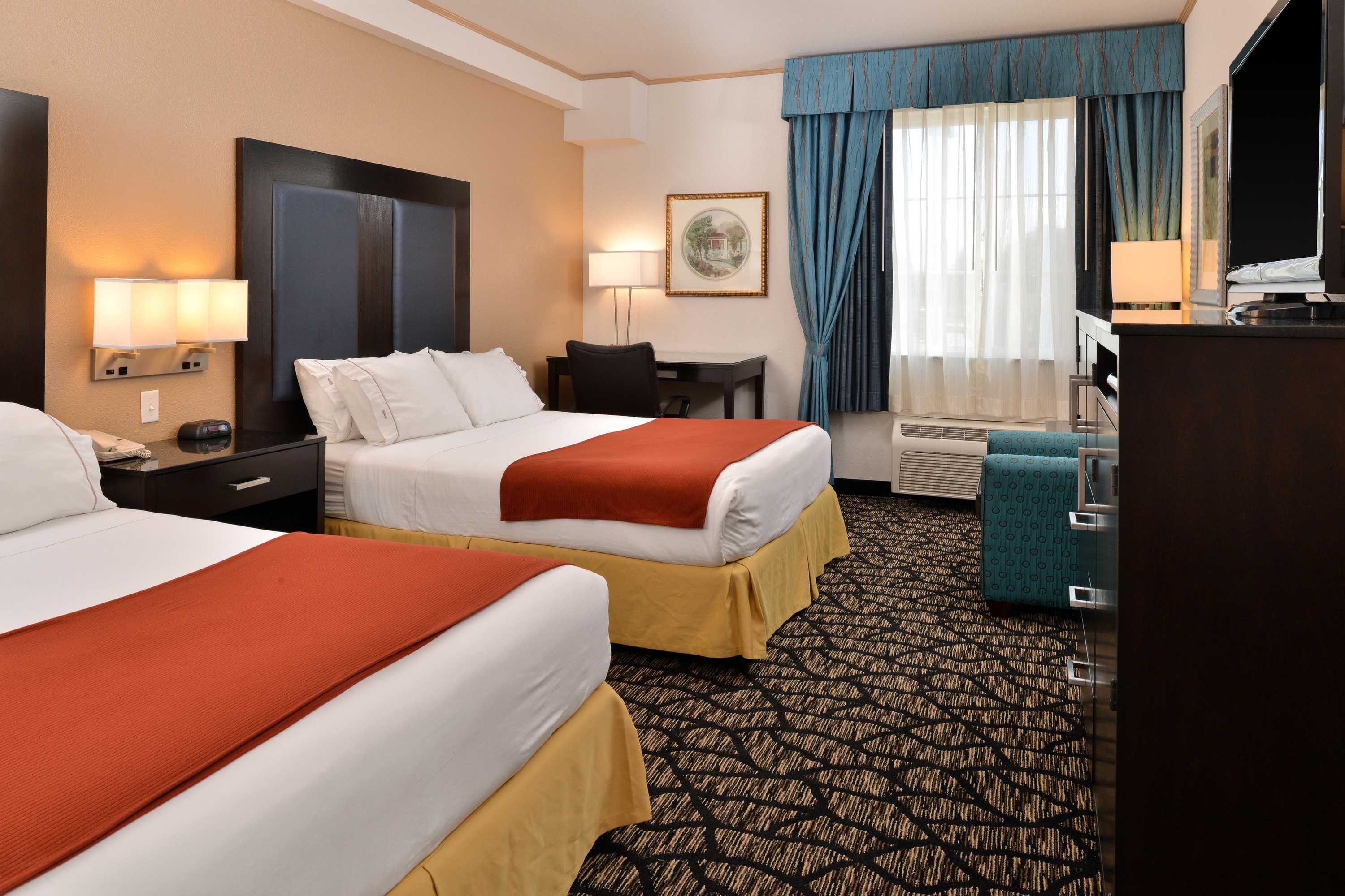 Gift card for Holiday Inn Express Tacoma South Lakewood by Ihg Gift card for Holiday Inn Express Tacoma South Lakewood by Ihg
