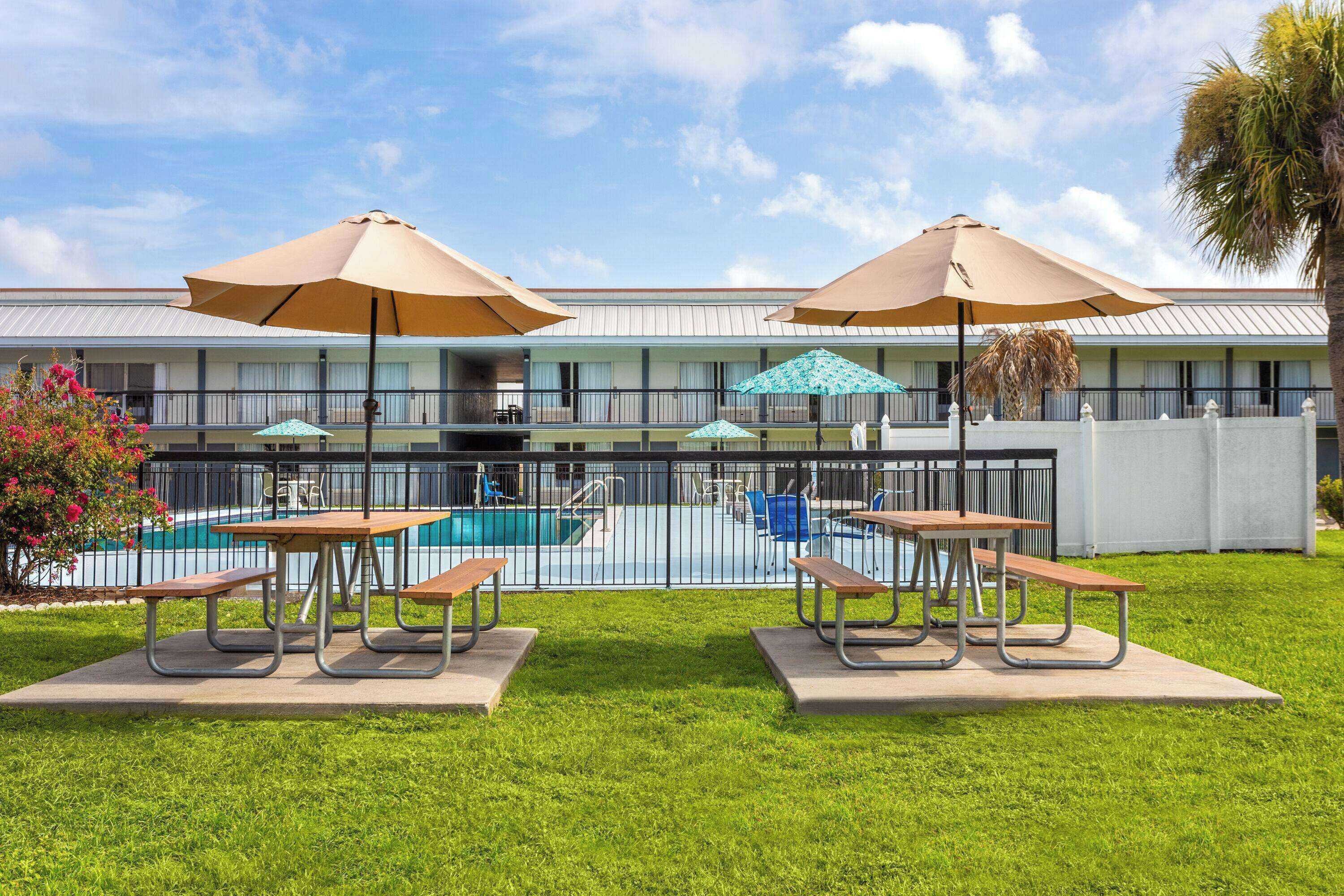 Gift card for Days Inn by Wyndham Wildwood I-75 Gift card for Days Inn by Wyndham Wildwood I-75