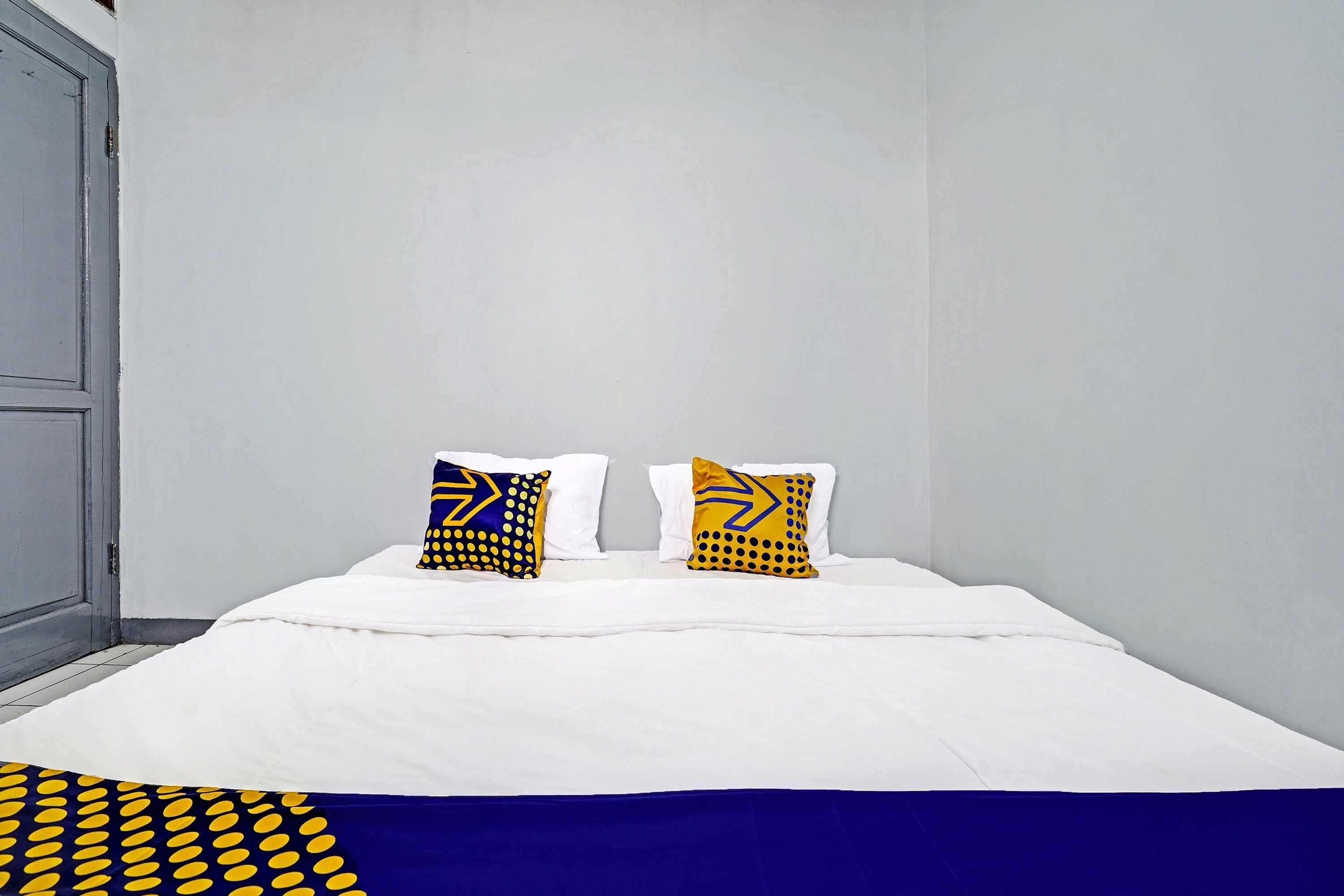 Gift card for Hotel O Losmen Tjabe Merah Near Alfamart Bintaro