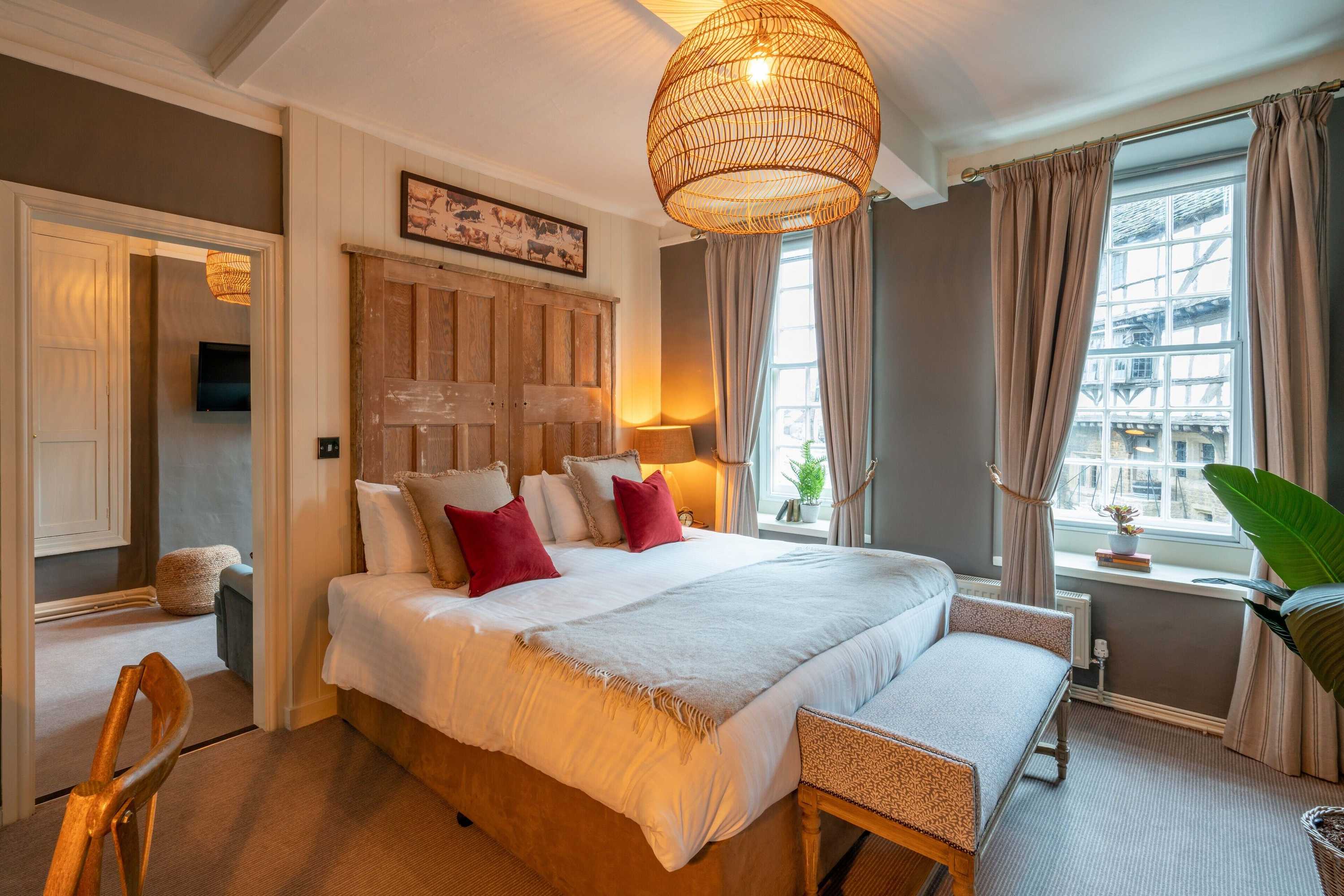 Gift card for The George Inn And The Plaine Gift card for The George Inn And The Plaine