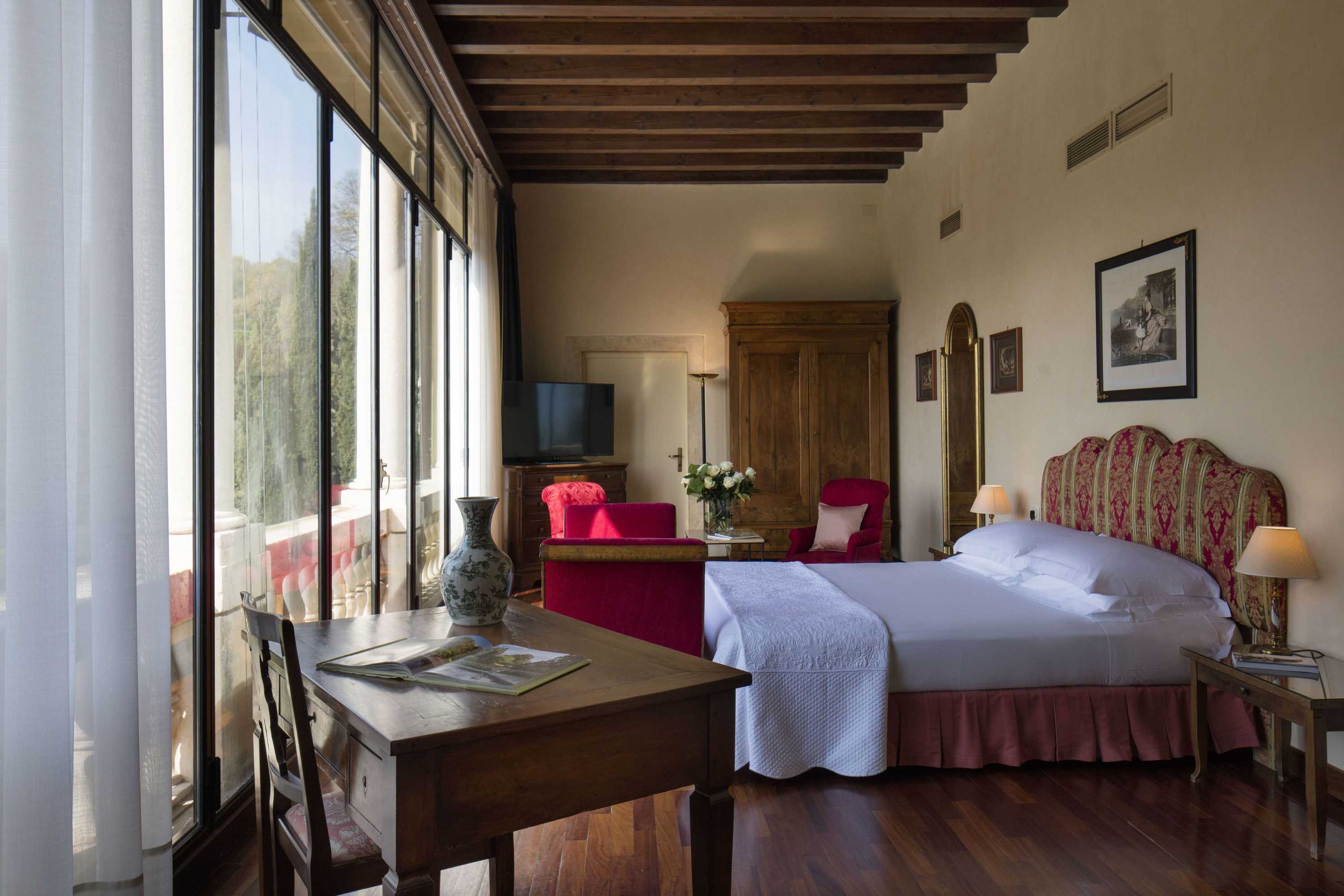 Gift card for Villa Michelangelo Vicenza – Starhotels Collezione Gift card for Villa Michelangelo Vicenza – Starhotels Collezione
