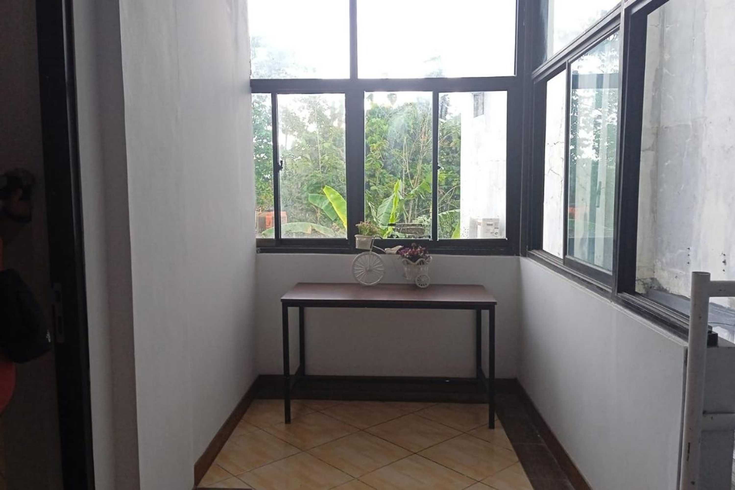 Gift card for Gorland Hostel Near Gor Satria Purwokerto Mitra Reddoorz Gift card for Gorland Hostel Near Gor Satria Purwokerto Mitra Reddoorz