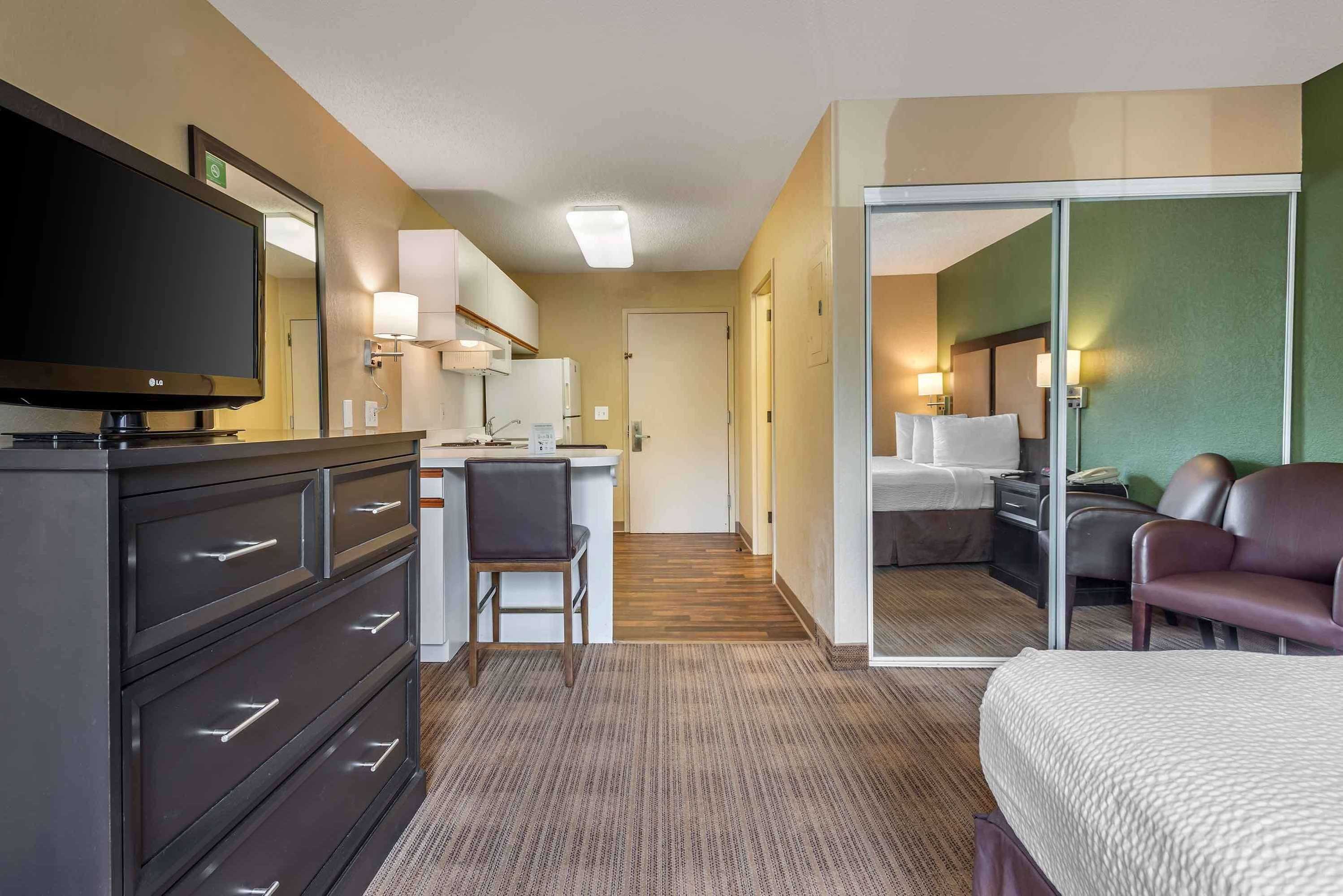 Gift card for Extended Stay America Suites Philadelphia King of Prussia Gift card for Extended Stay America Suites Philadelphia King of Prussia