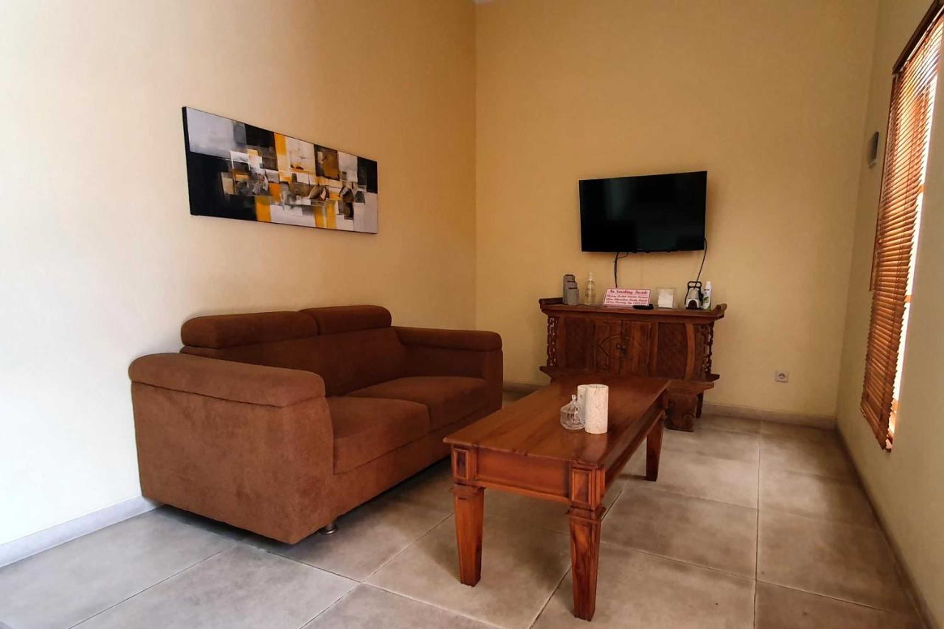 Gift card for Villa Rosseno - Evelyn Private Pool And Garden Gift card for Villa Rosseno - Evelyn Private Pool And Garden