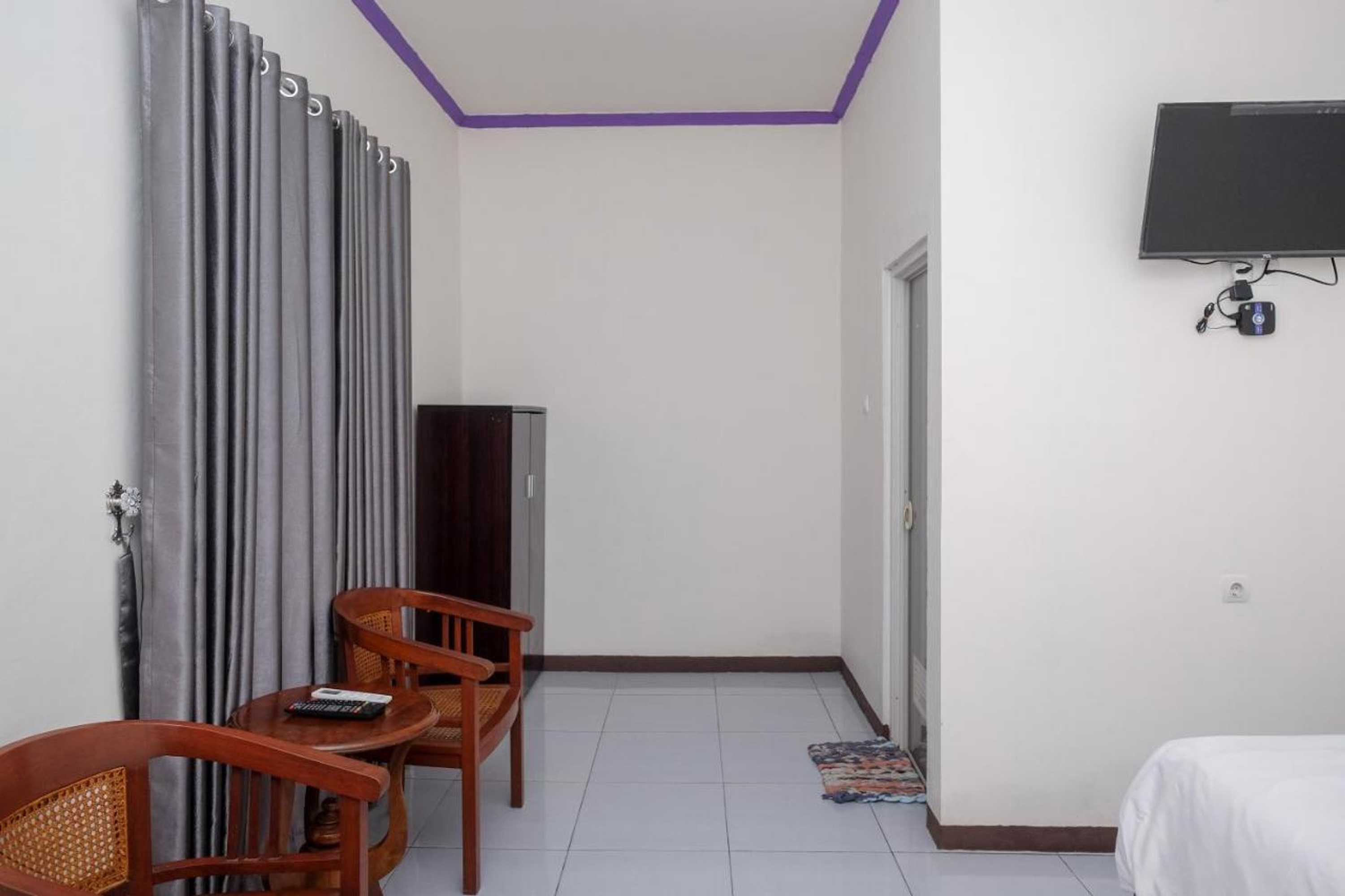 Gift card for Urbanview Syariah Zidney 3 Salatiga by Reddoorz