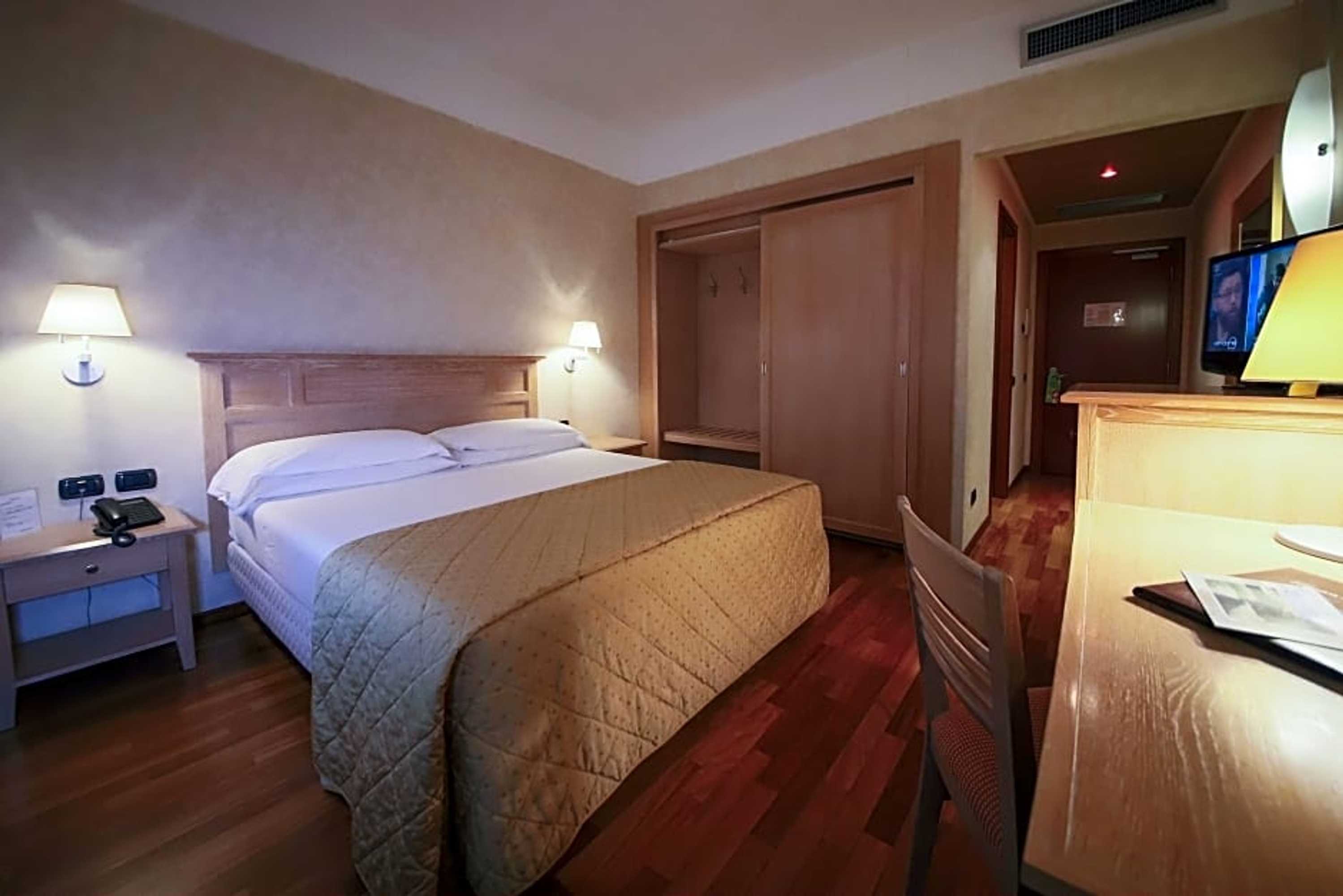 Gift card for Monica Hotel Fiera Gift card for Monica Hotel Fiera
