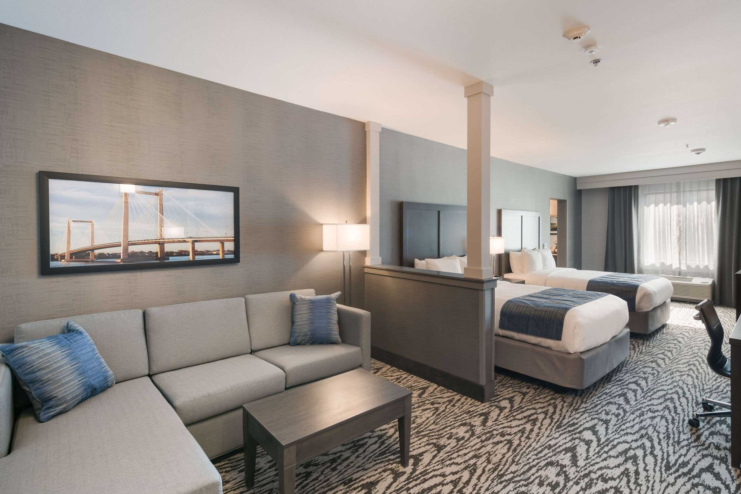 Gift card for Comfort Suites Kennewick at Southridge Gift card for Comfort Suites Kennewick at Southridge