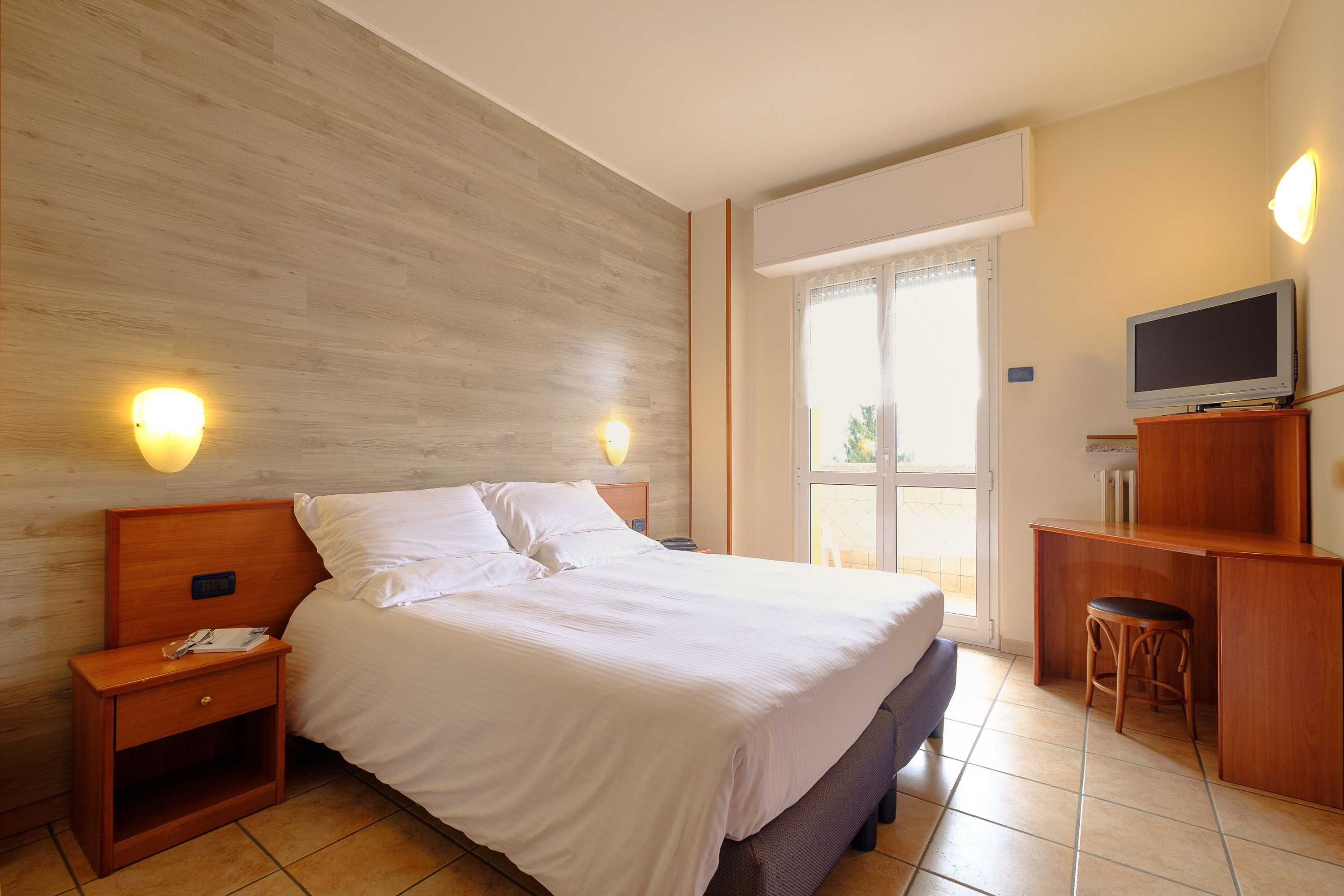 Gift card for Albergo Moderno Gift card for Albergo Moderno
