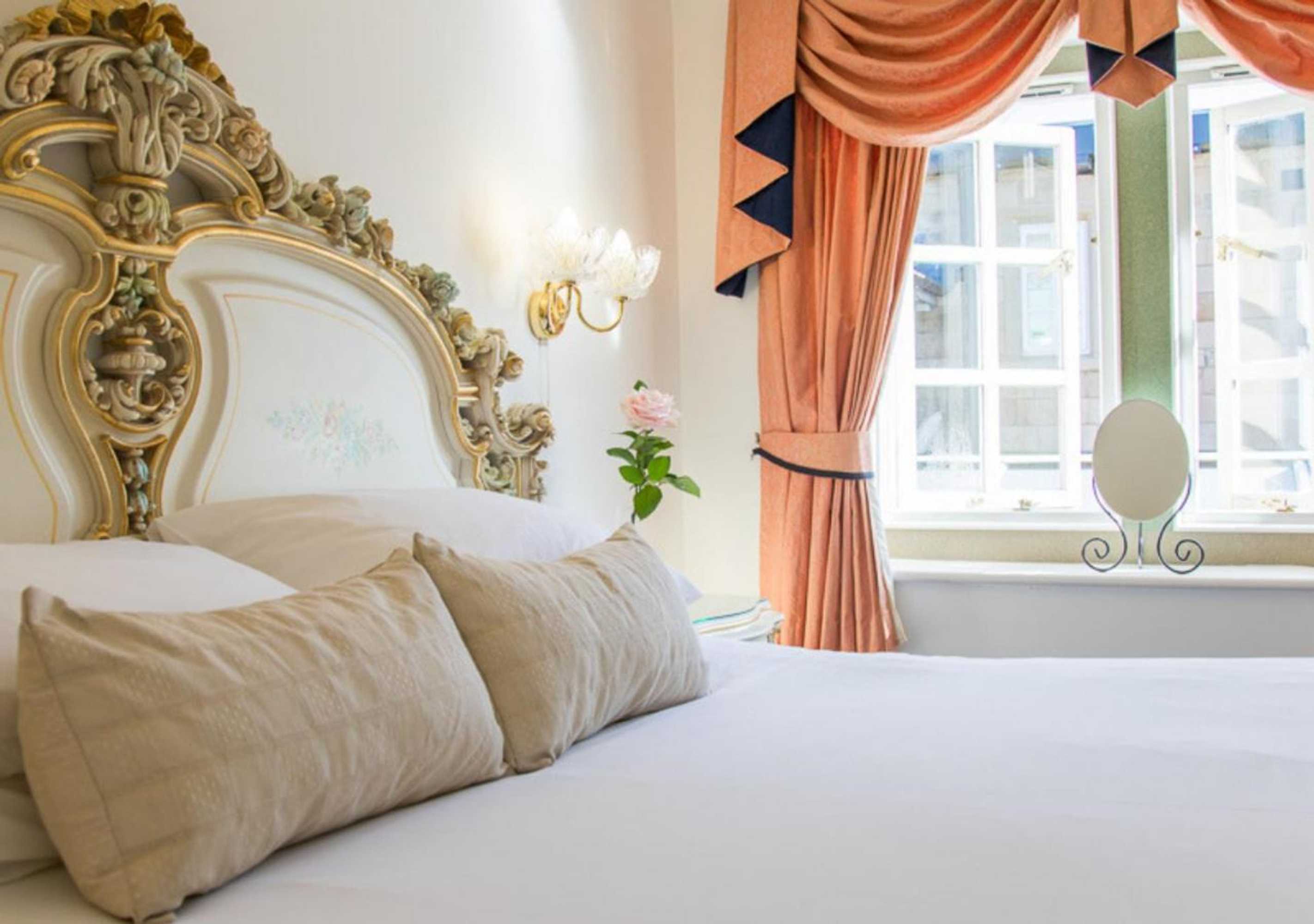 Gift card for Santo's Higham Farm Hotel