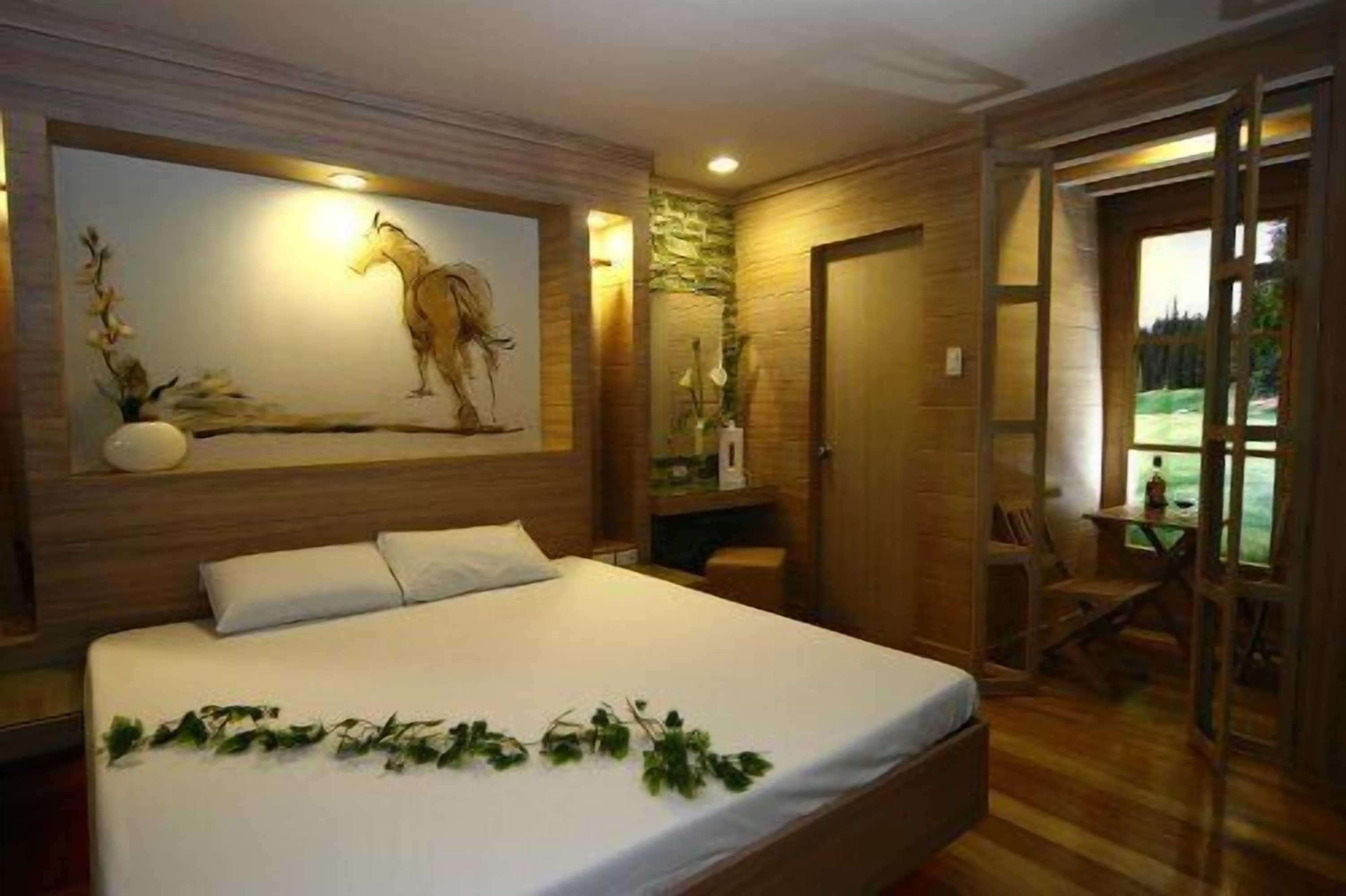 Gift card for Victoria Court Suites - Pasig Gift card for Victoria Court Suites - Pasig