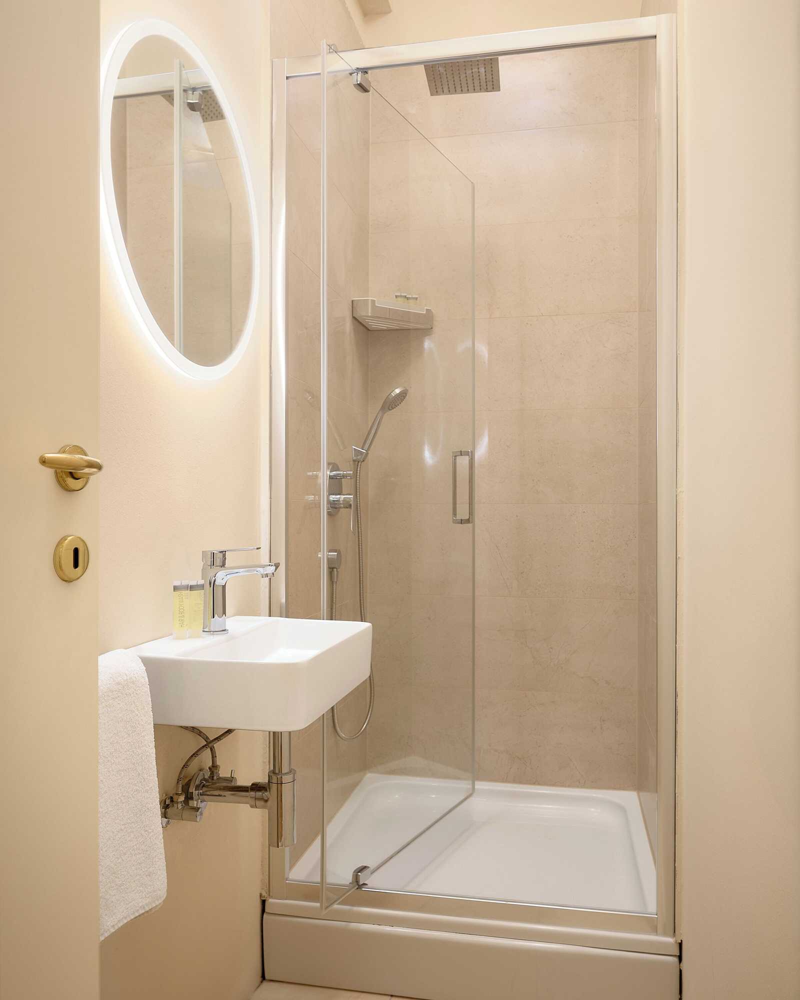 Gift card for Royal Suites