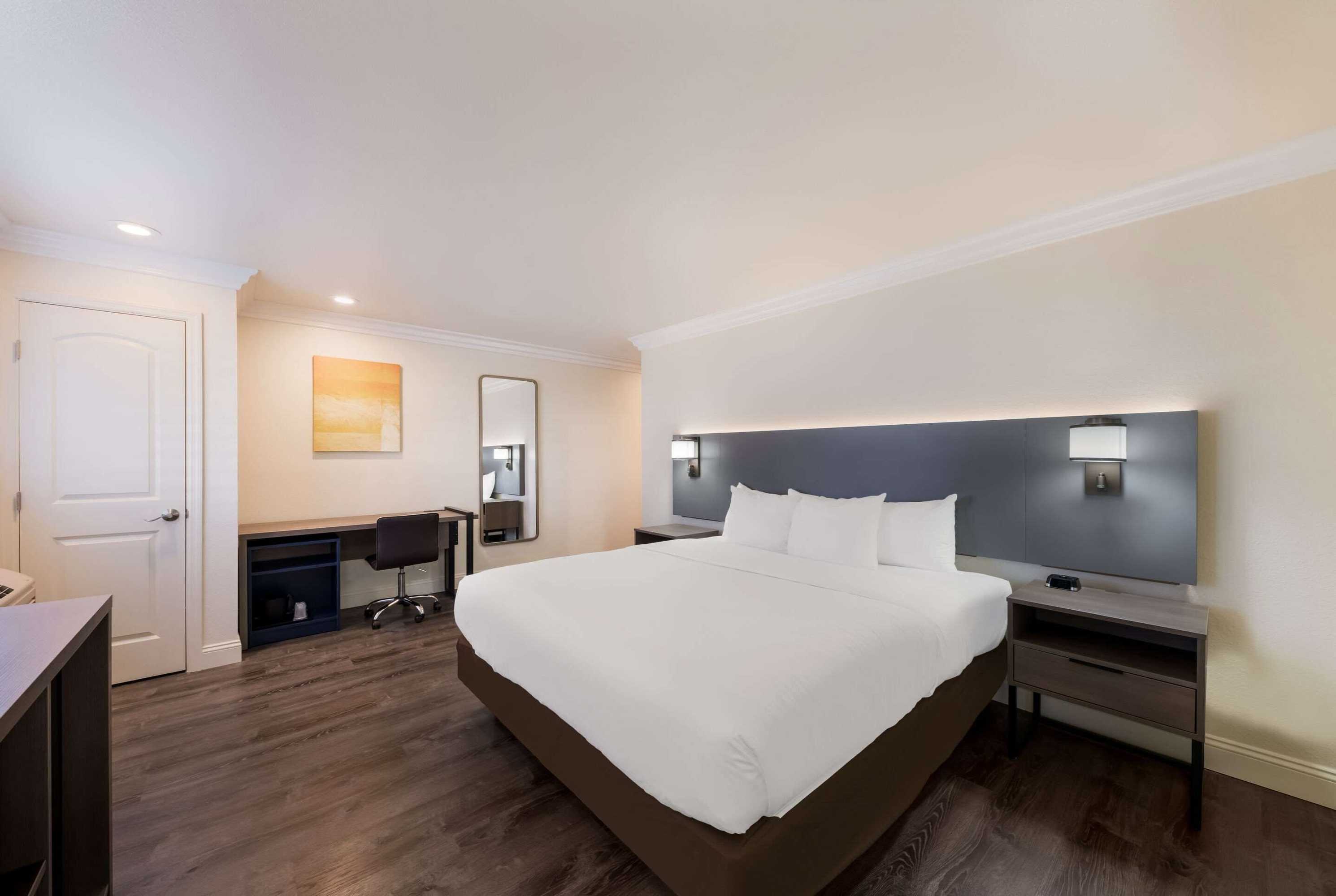 Gift card for Comfort Inn Gilroy Gift card for Comfort Inn Gilroy
