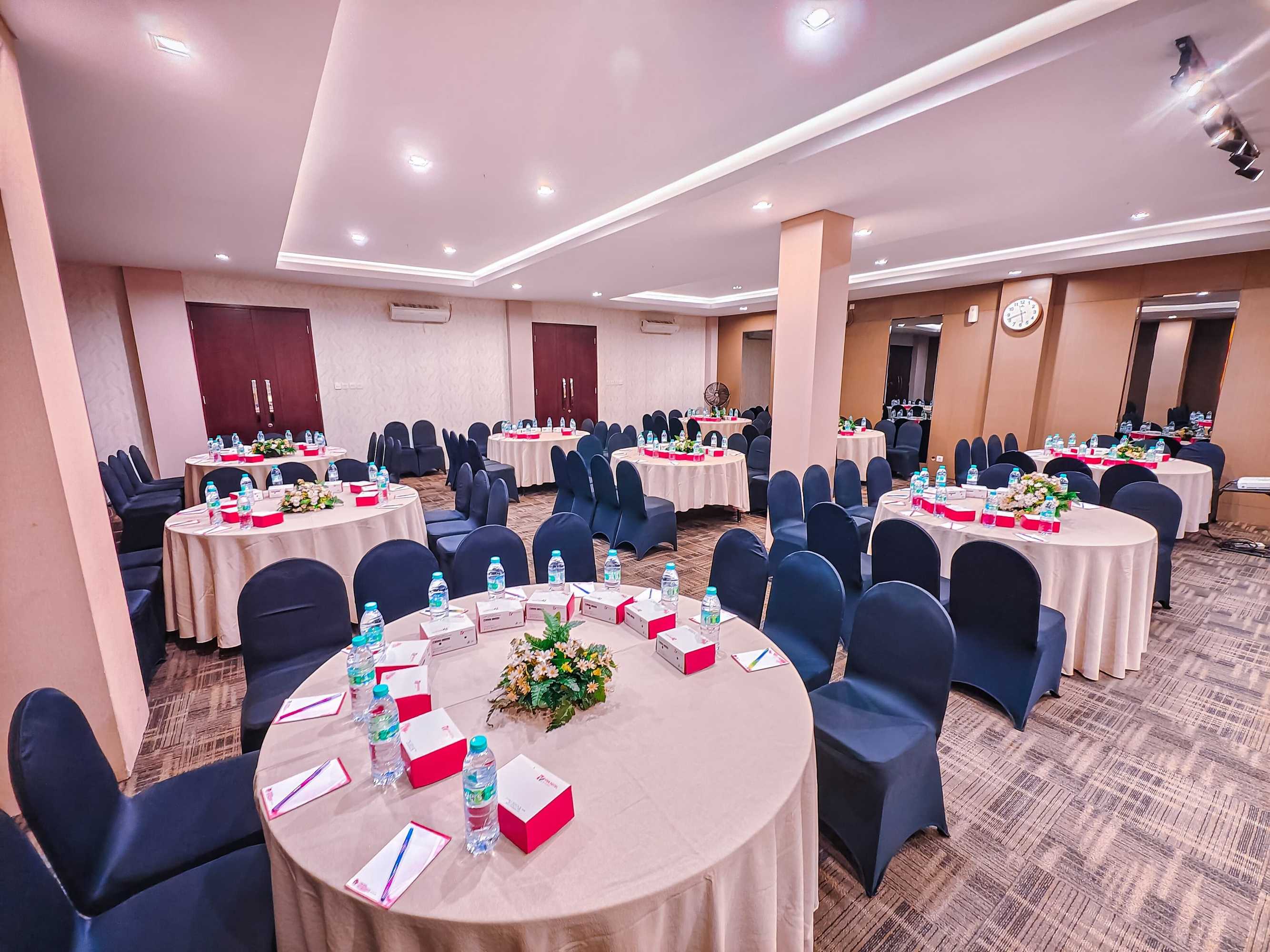 Gift card for Viva Hotel Kediri, Azana Hotels Collection