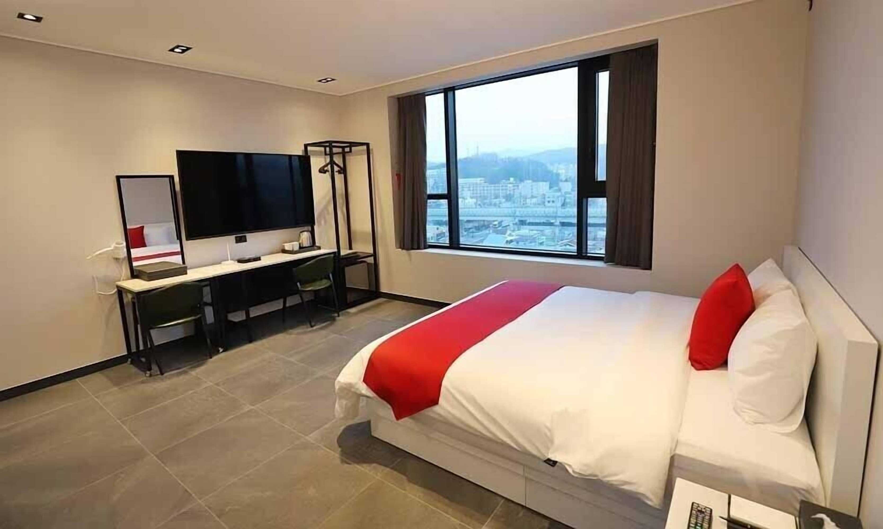 Gift card for Dongducheon Hotel The Gray Gift card for Dongducheon Hotel The Gray