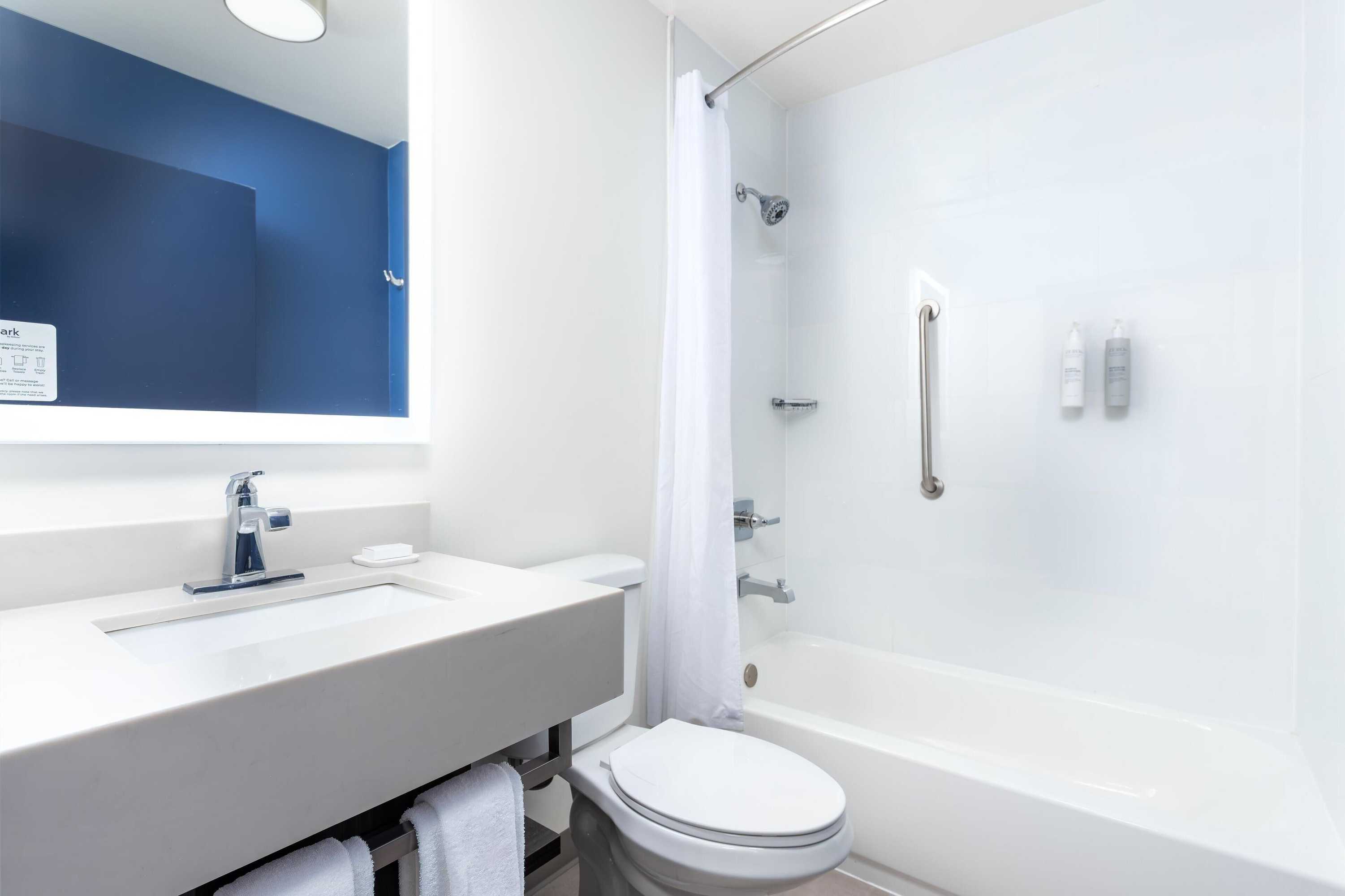 Gift card for Spark by Hilton Clarion