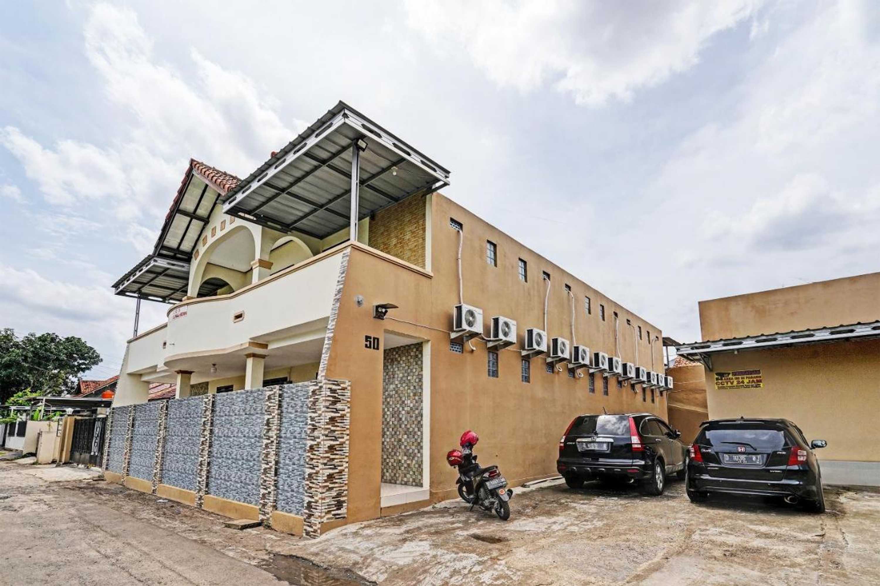 Gift card for Oyo 92062 Pondok Aurel Wahidin