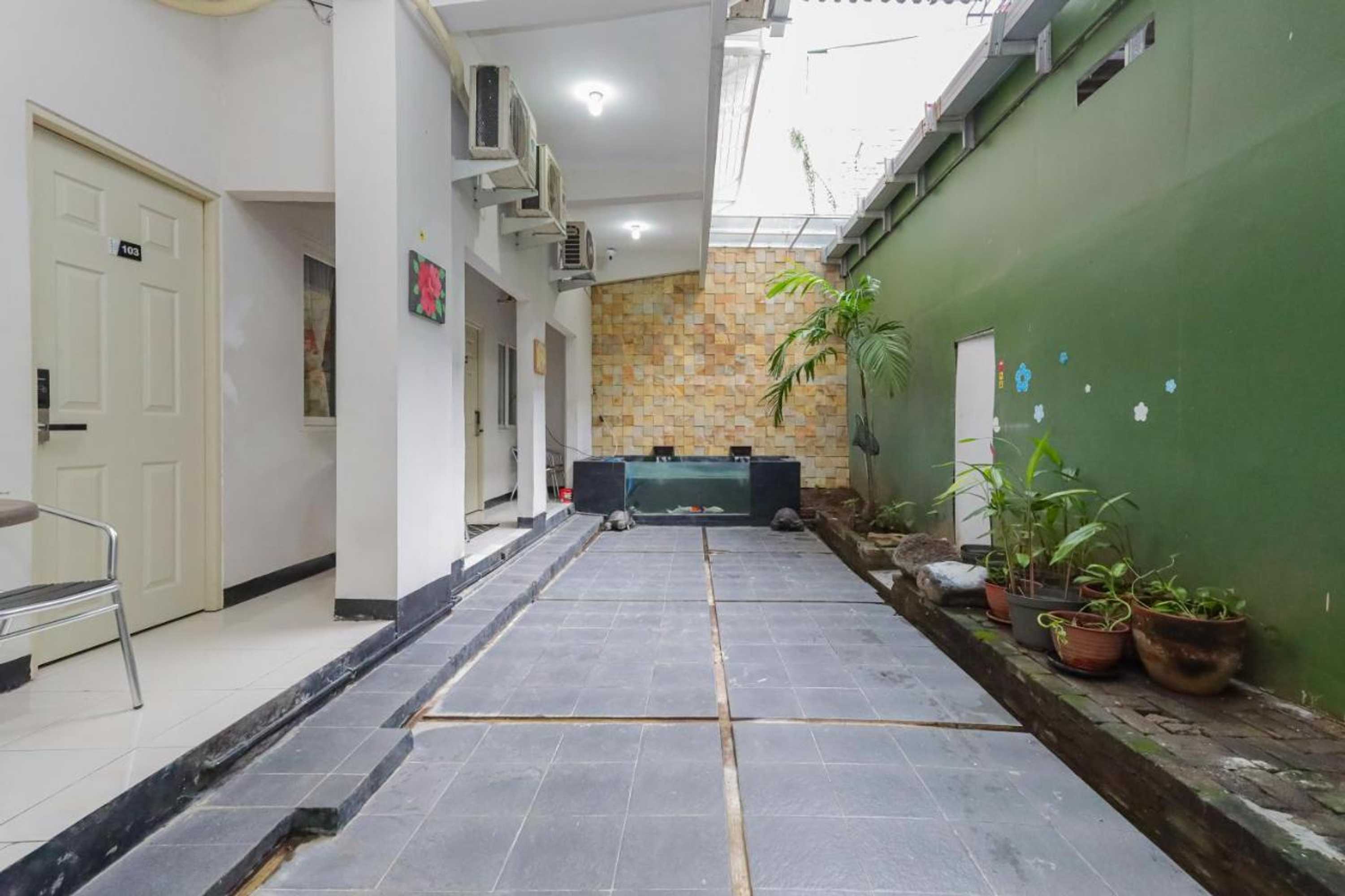 Gift card for Urbanview Hotel Syariah Near Gelora Delta Sidoarjo