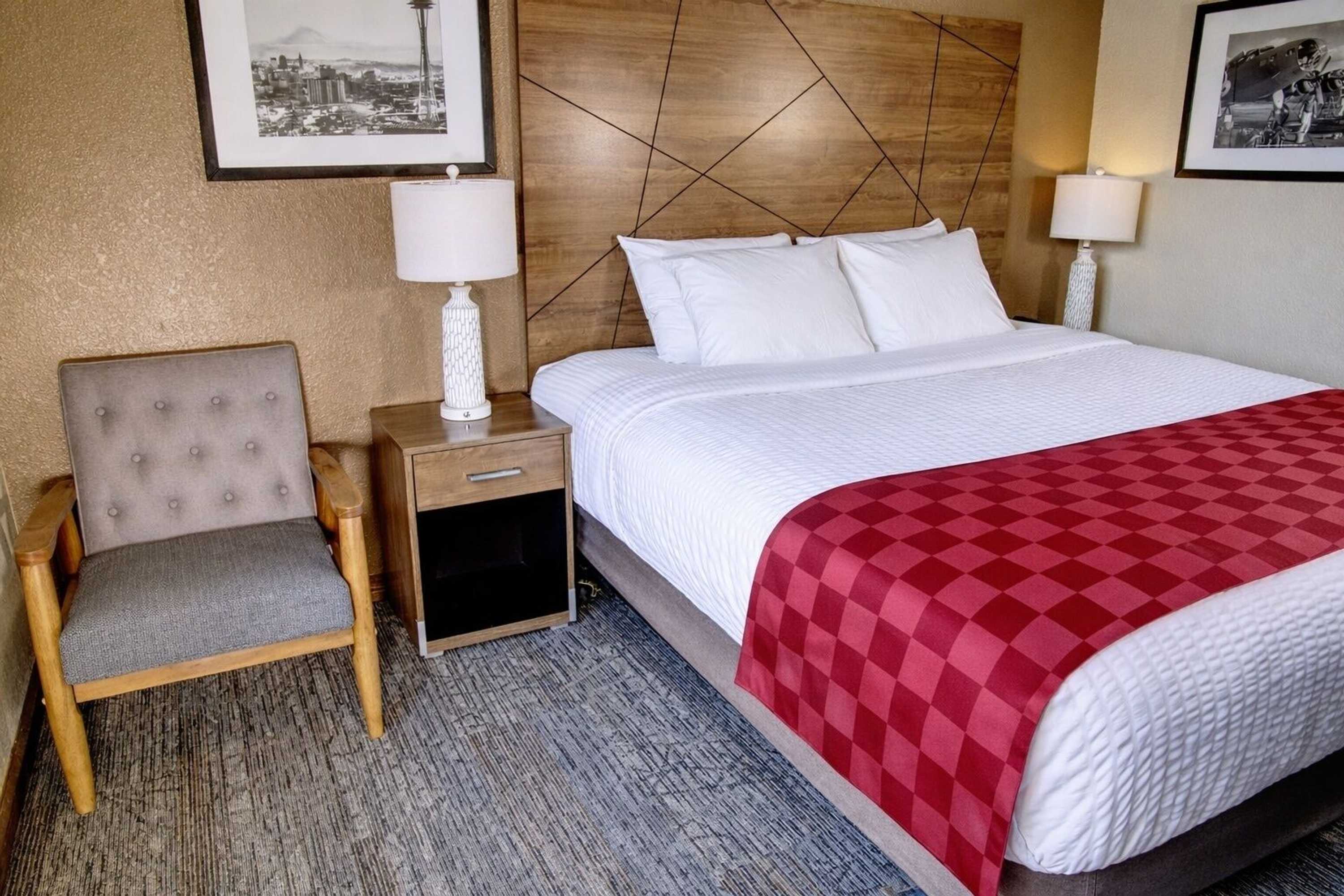 Gift card for Americas Best Value Inn Lynnwood Seattle