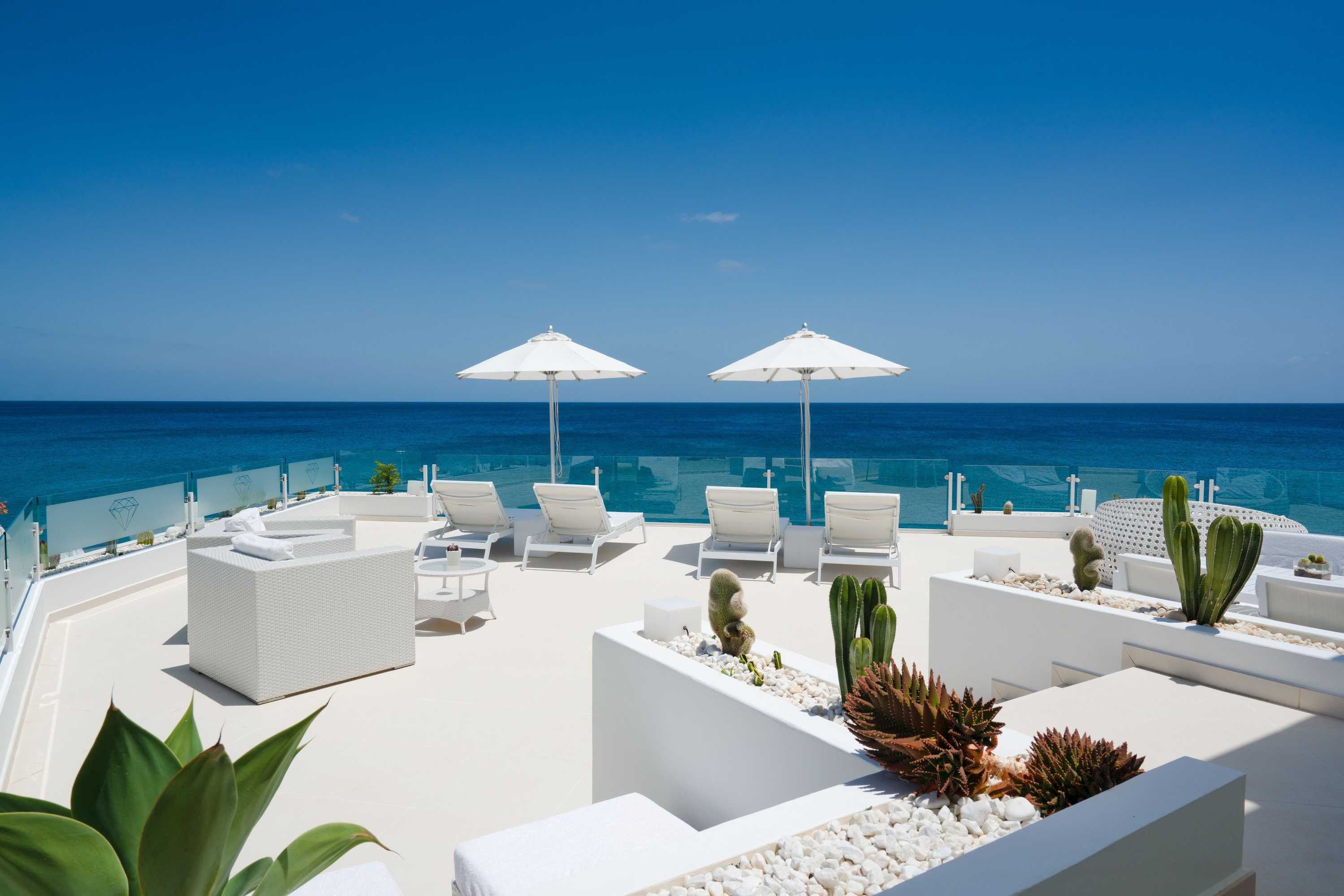 Gift card for Lani's Suites de Luxe - Adults Only Gift card for Lani's Suites de Luxe - Adults Only