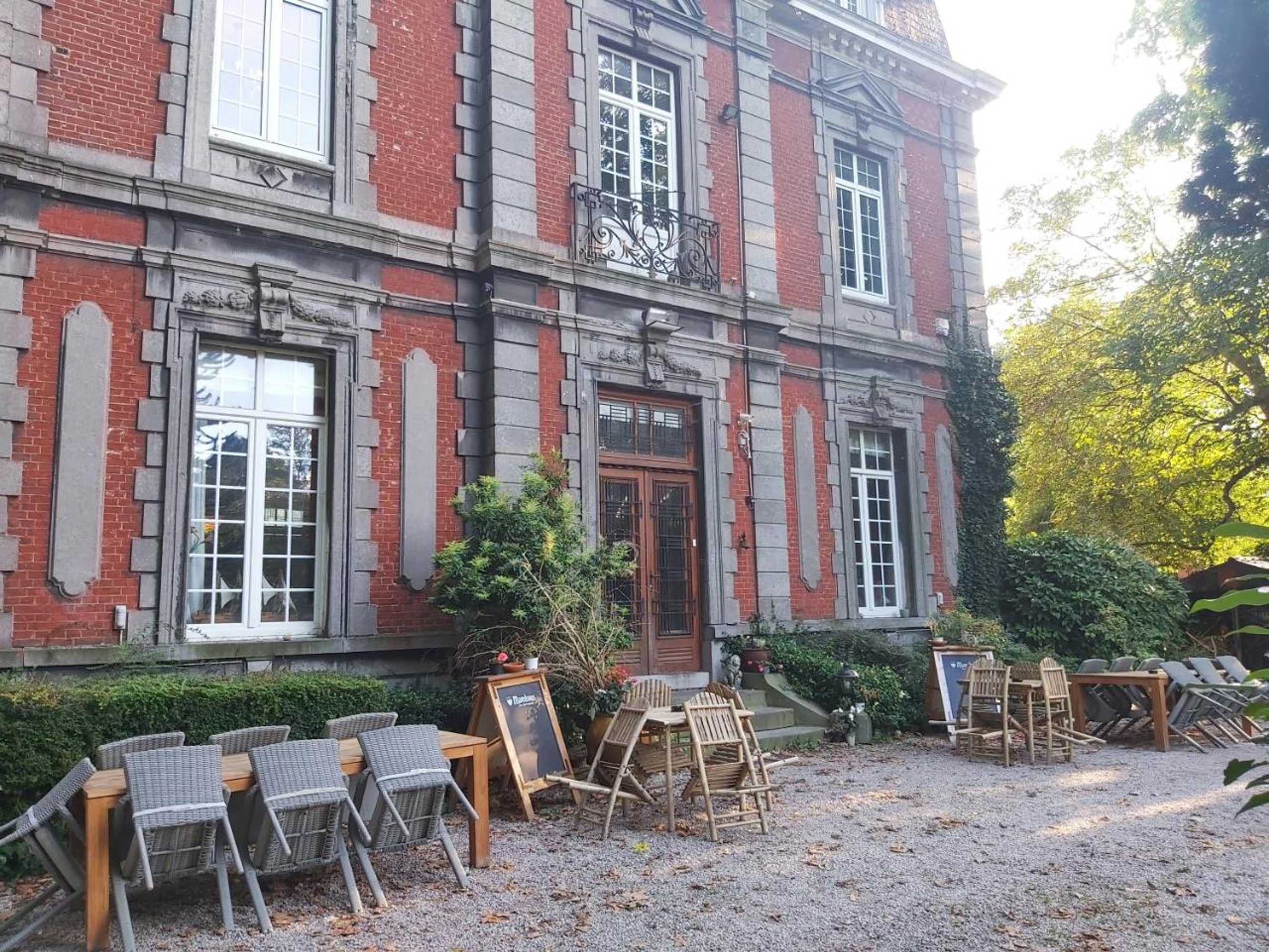 Gift card for Château Lambert Moulinsart Hotel, Shuttle Airport, Long Term Parking, Snooker, Large Terrasse, Dinner, Breakfast Gift card for Château Lambert Moulinsart Hotel, Shuttle Airport, Long Term Parking, Snooker, Large Terrasse, Dinner, Breakfast