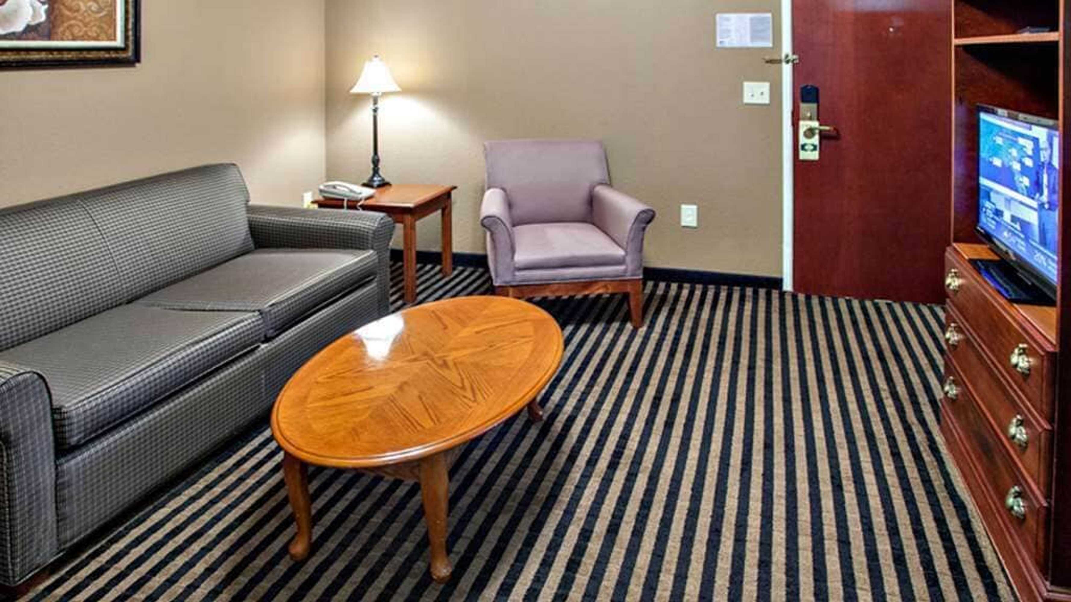 Gift card for Mountain Inn & Suites Gift card for Mountain Inn & Suites