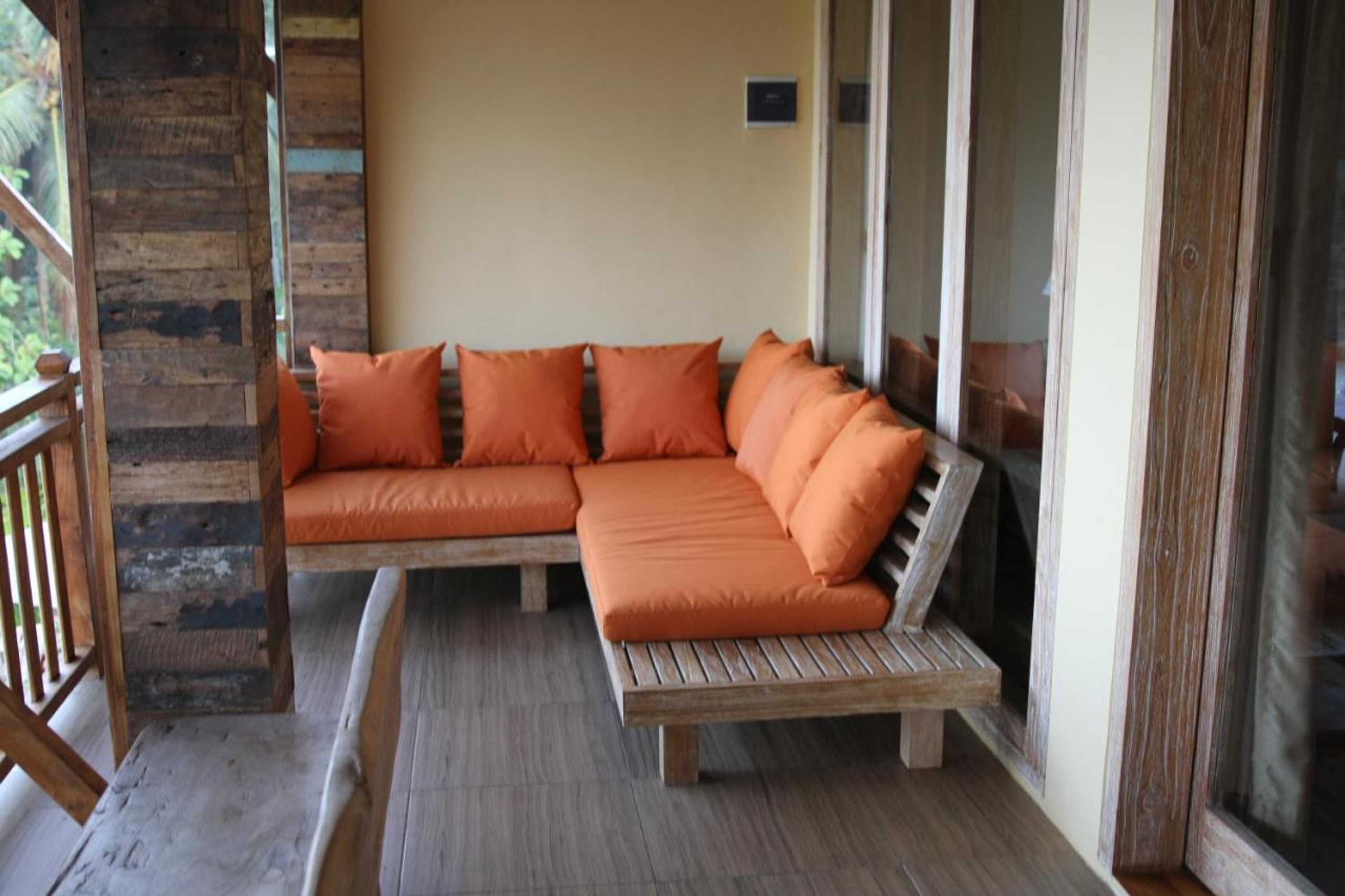 Gift card for Agaliving Medewi