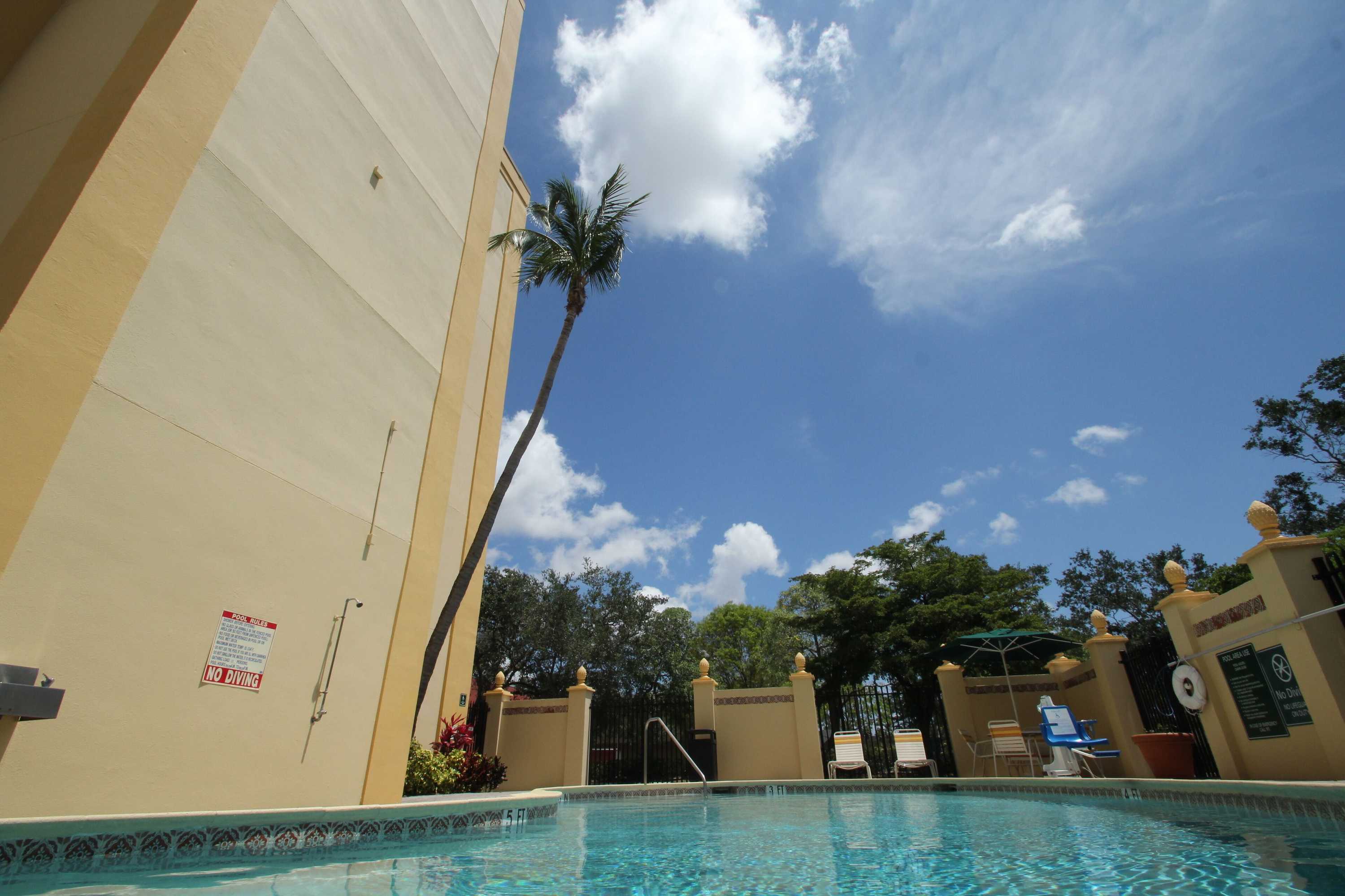 Gift card for La Quinta Inn & Suites by Wyndham West Palm Beach Airport Gift card for La Quinta Inn & Suites by Wyndham West Palm Beach Airport