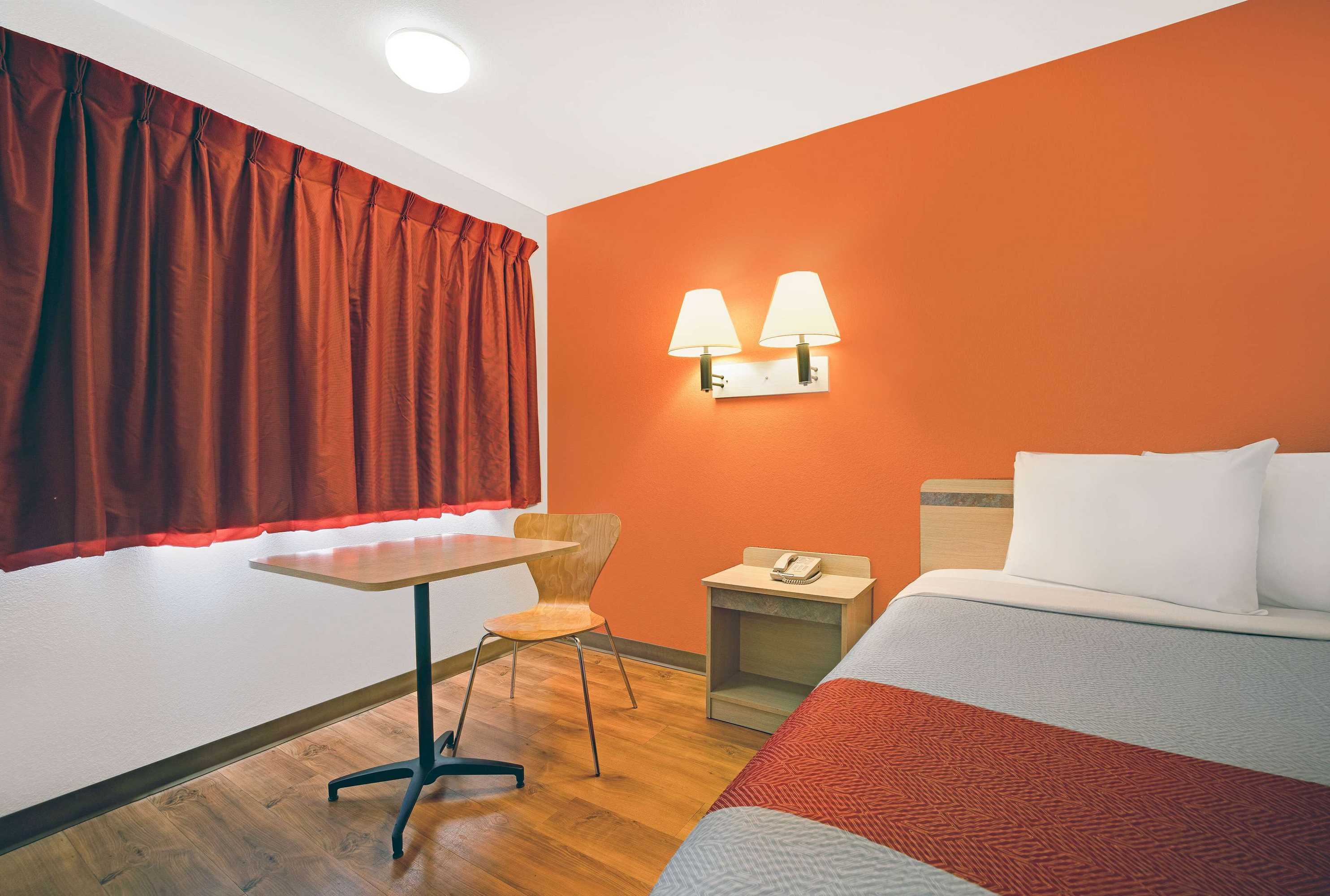 Gift card for Motel 6 Troutdale, OR - Portland East