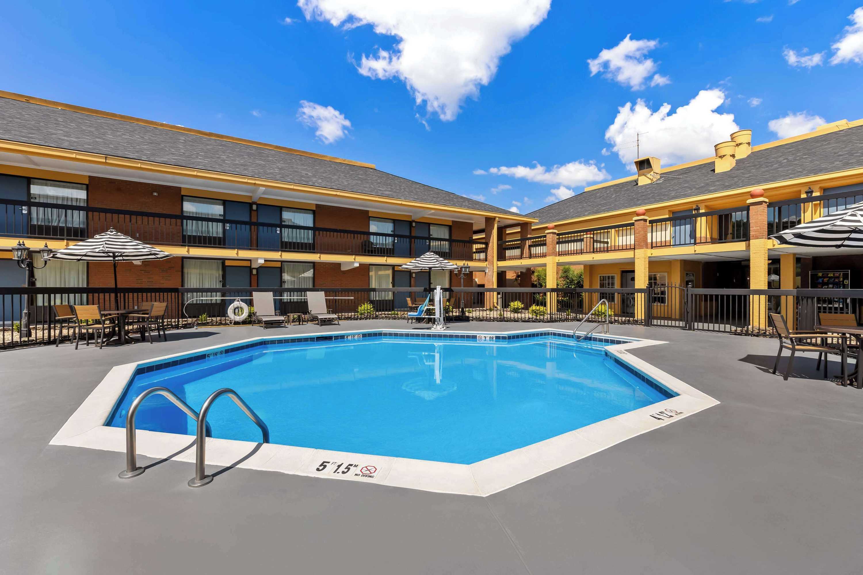 Gift card for Best Western Fayetteville Inn Gift card for Best Western Fayetteville Inn