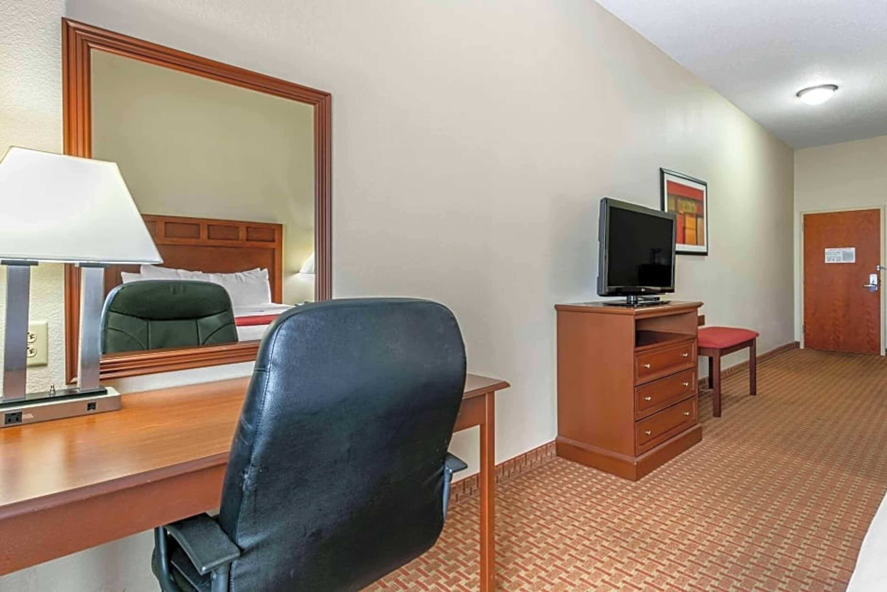 Gift card for Comfort Inn Powell - Knoxville North Gift card for Comfort Inn Powell - Knoxville North