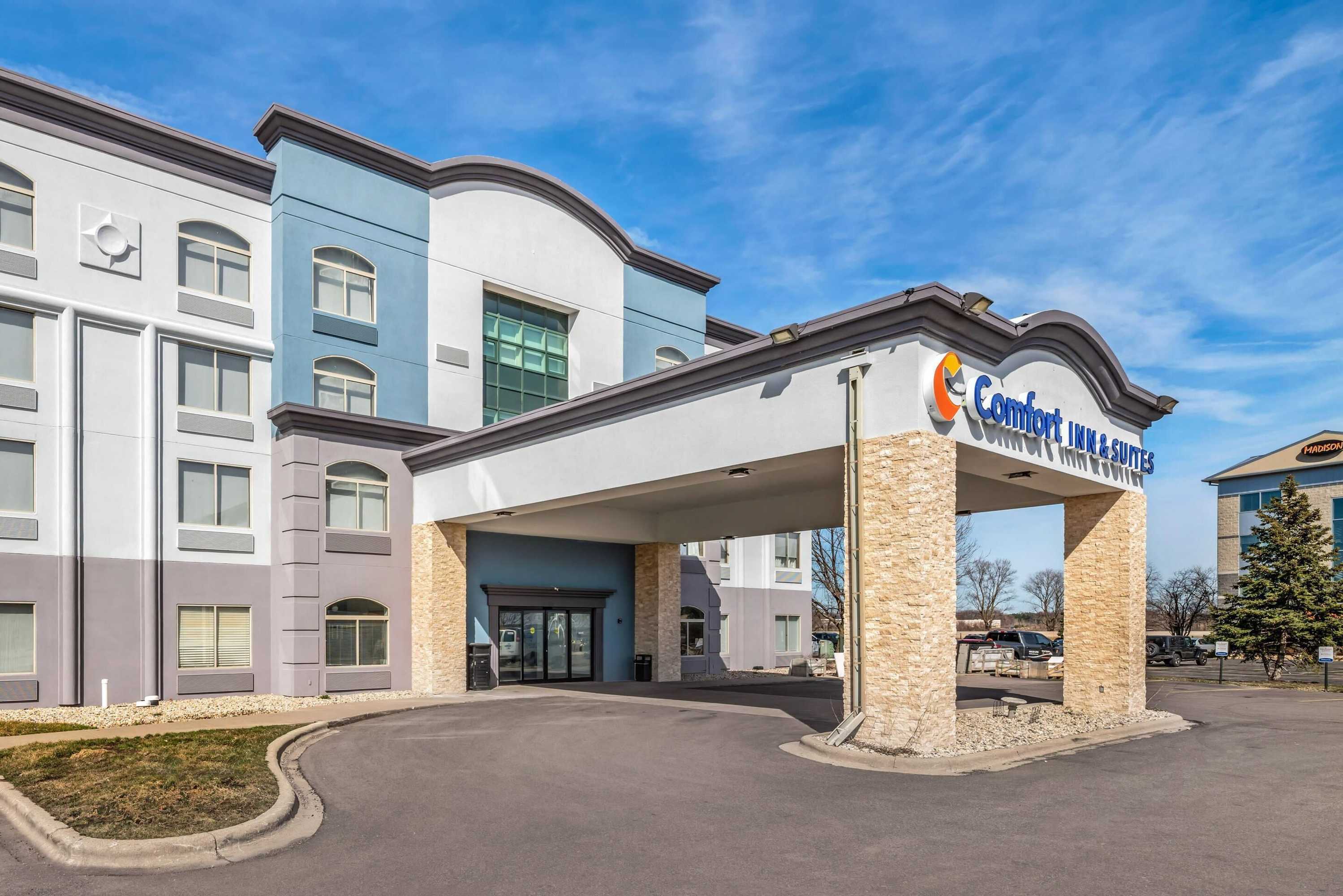 Gift card for Comfort Inn & Suites Madison East Interstate I-90 Gift card for Comfort Inn & Suites Madison East Interstate I-90