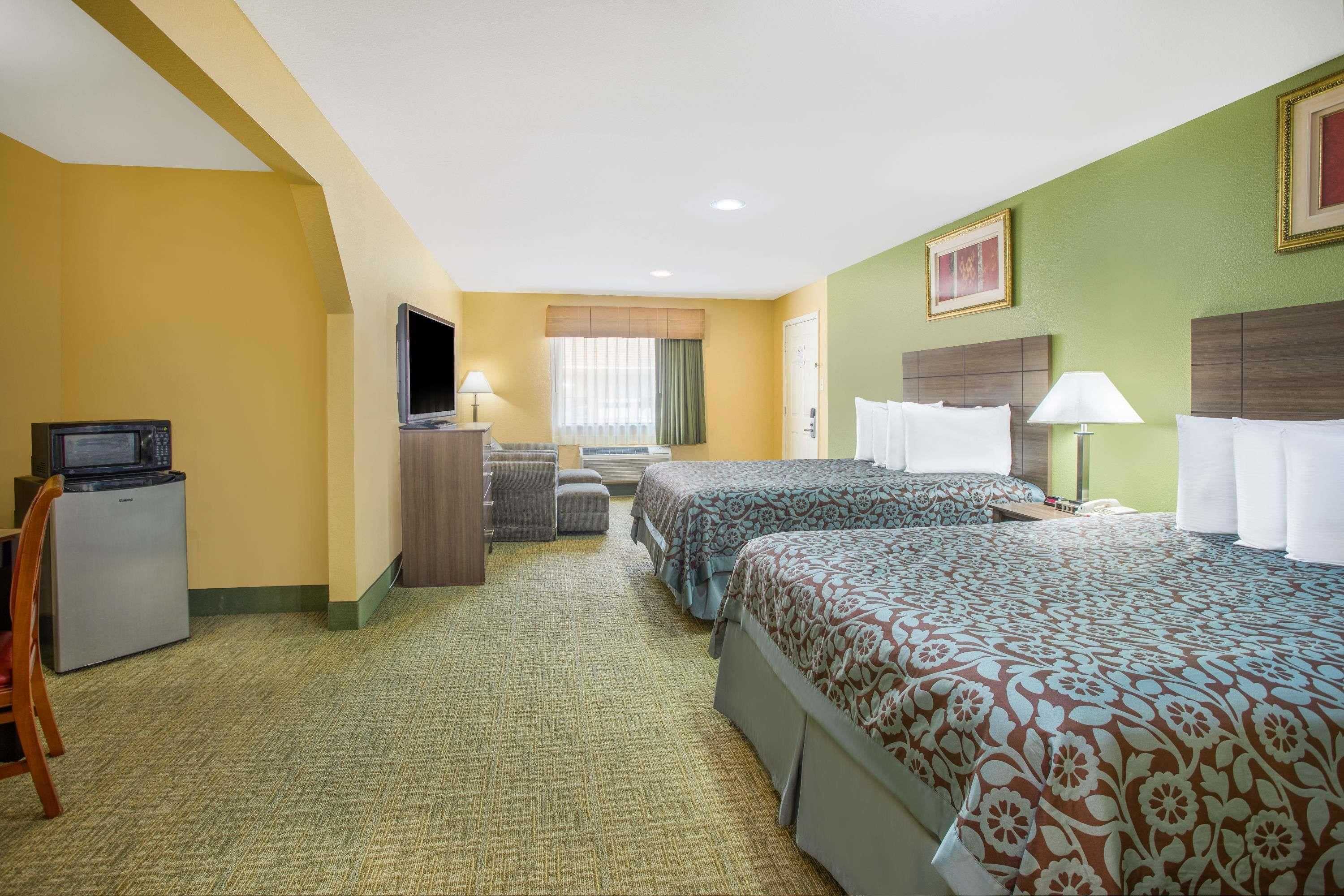 Gift card for Days Inn by Wyndham Abbeville Gift card for Days Inn by Wyndham Abbeville